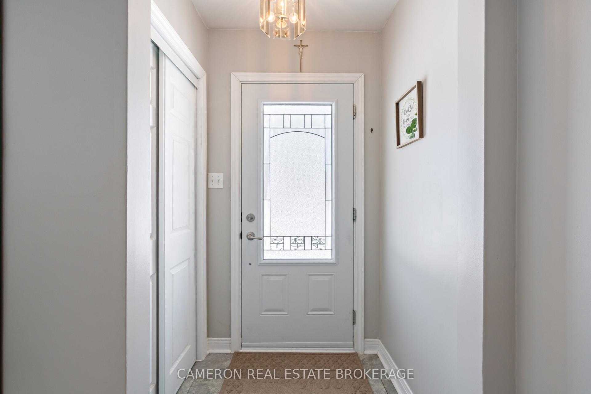 Photo 3 of 507 Guy Street, Cornwall — HOMEH