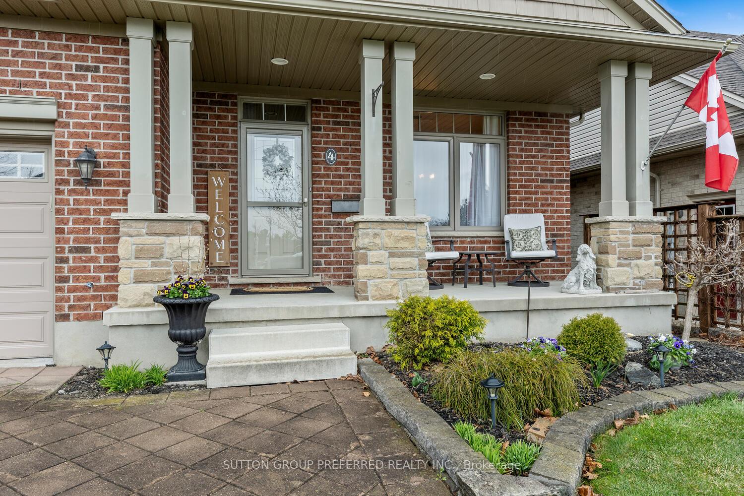 Photo 2 of 4 Pine Valley Drive, St. Thomas — HOMEH