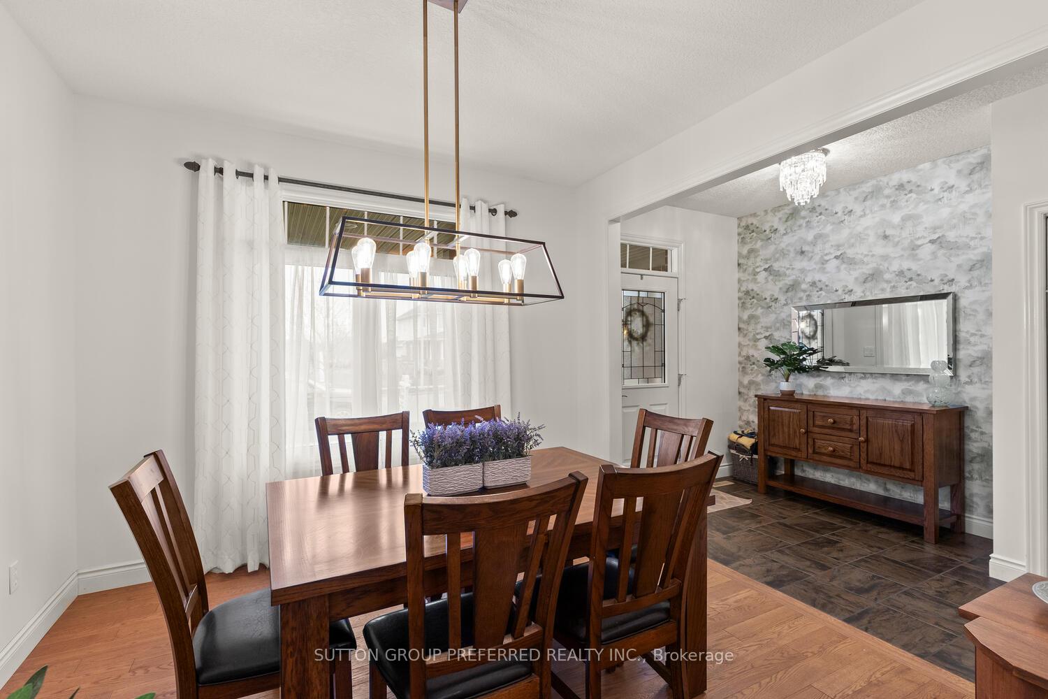 Photo 6 of 4 Pine Valley Drive, St. Thomas — HOMEH