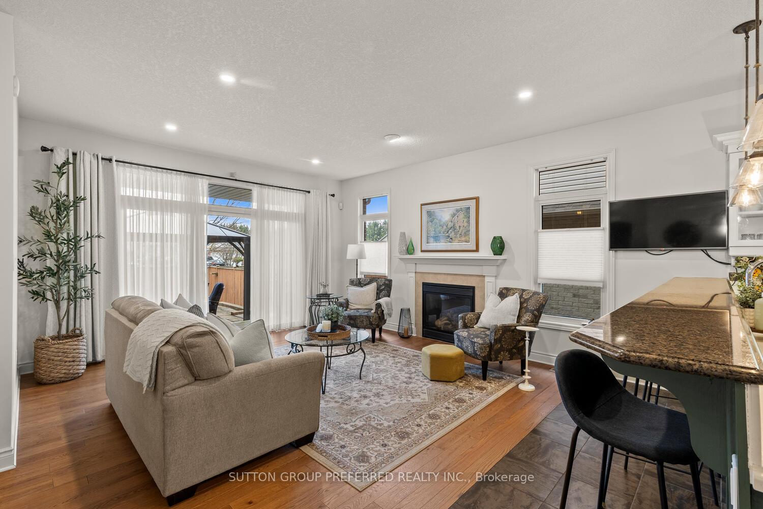 Photo 12 of 4 Pine Valley Drive, St. Thomas — HOMEH