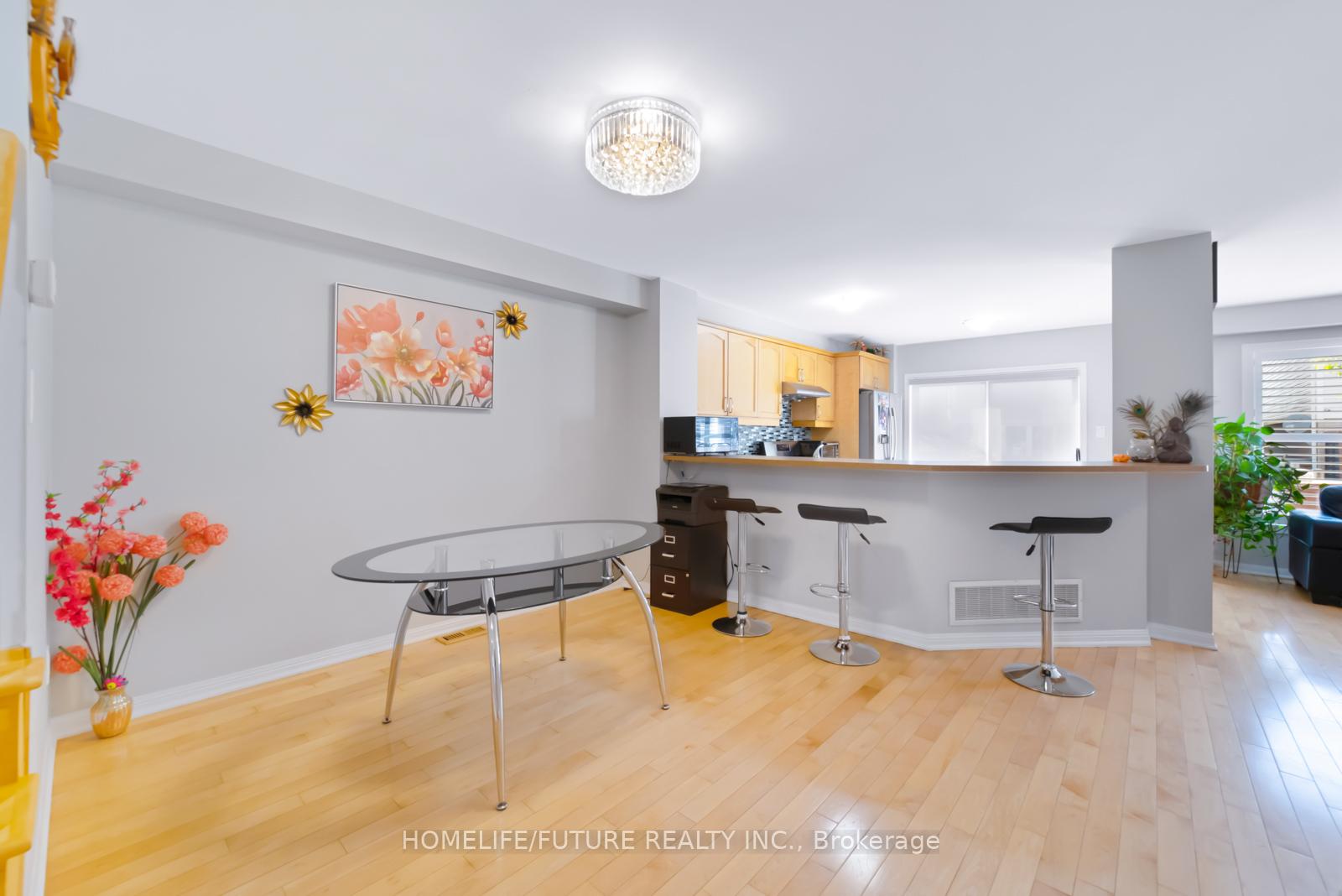 Photo 5 of 1883 Liatris Drive, Pickering, Duffin Heights — HOMEH