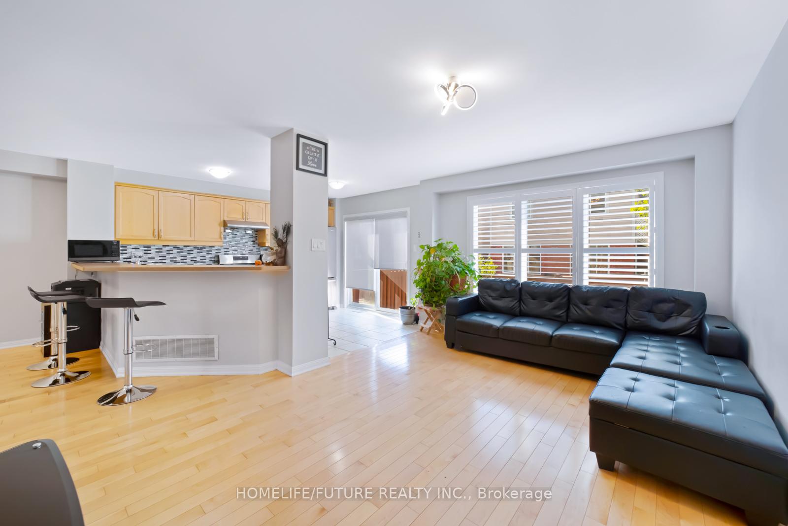 Photo 6 of 1883 Liatris Drive, Pickering, Duffin Heights — HOMEH