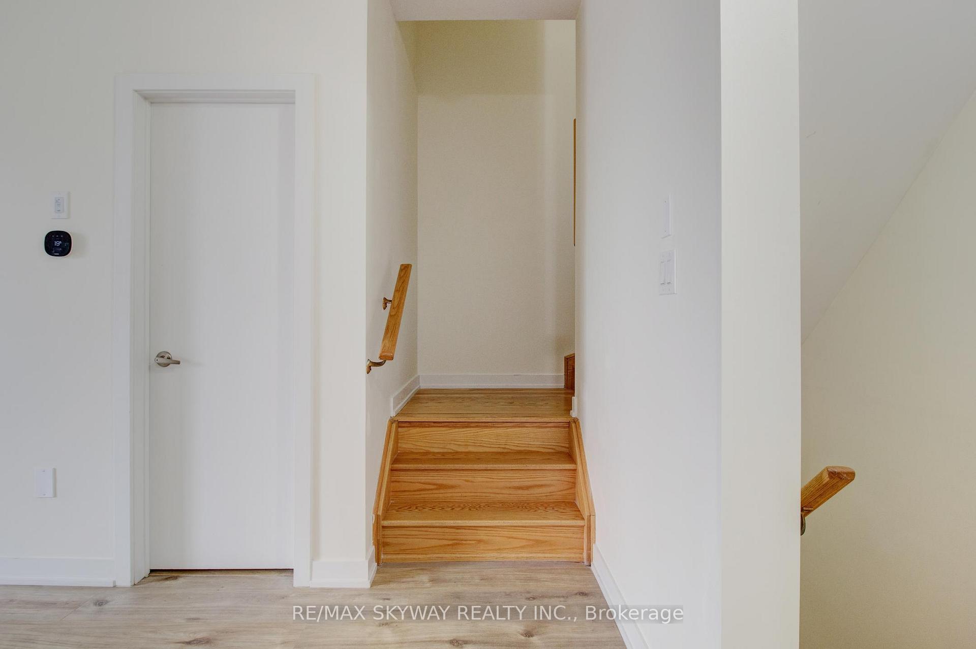 Photo 20 of Unit 80, 590 North Service Road, Hamilton, Lakeshore — HOMEH