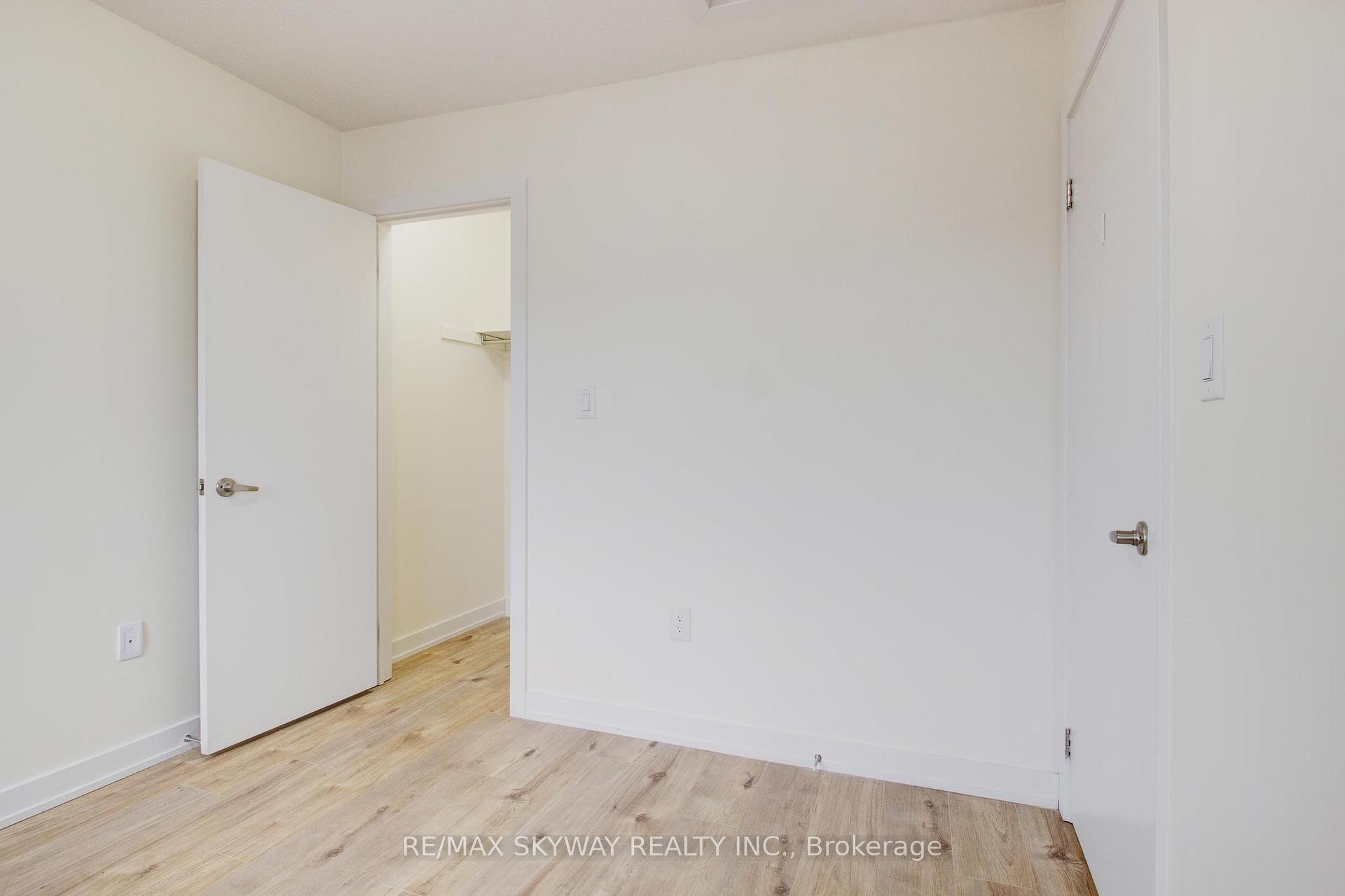 Photo 30 of Unit 80, 590 North Service Road, Hamilton, Lakeshore — HOMEH