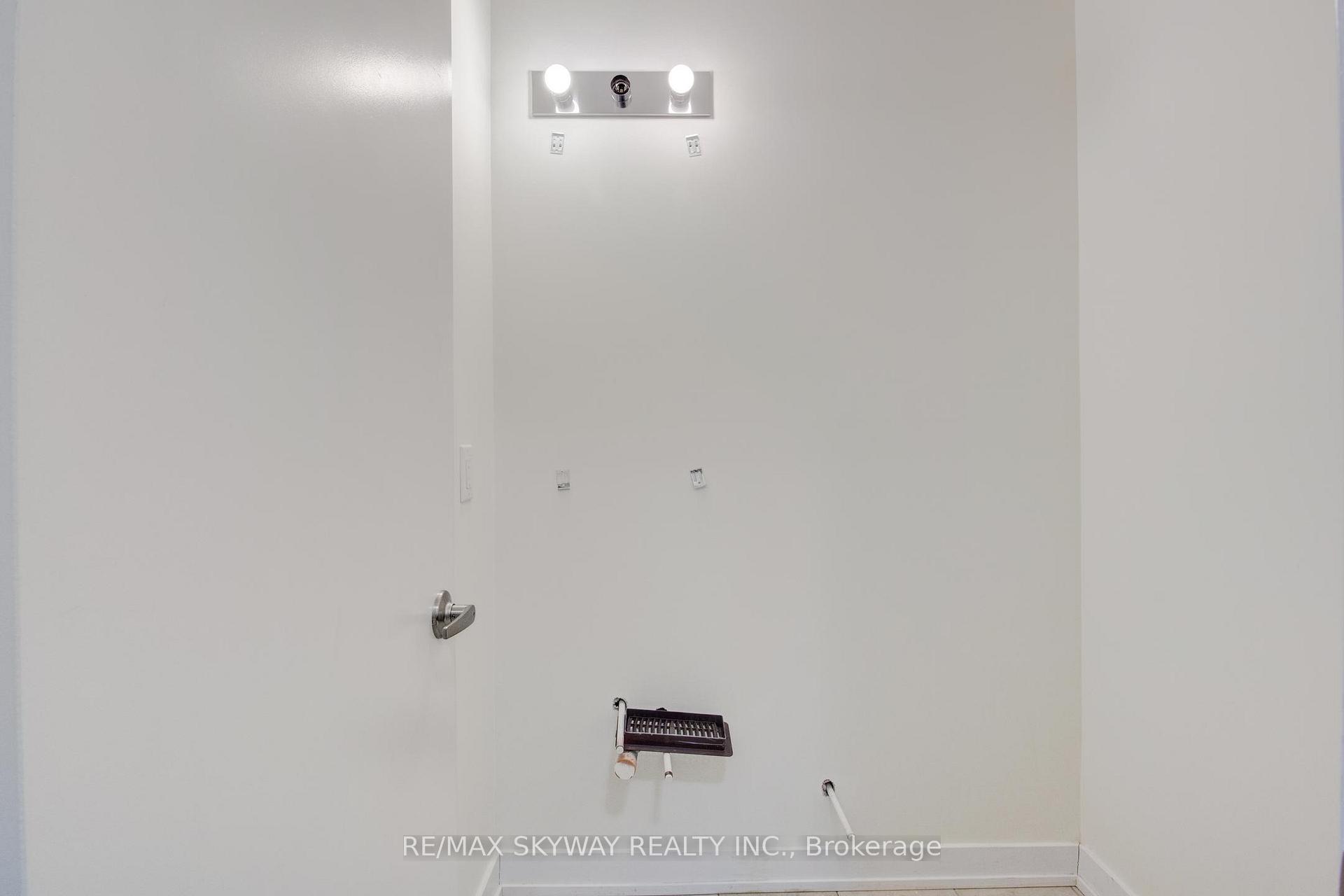 Photo 35 of Unit 80, 590 North Service Road, Hamilton, Lakeshore — HOMEH
