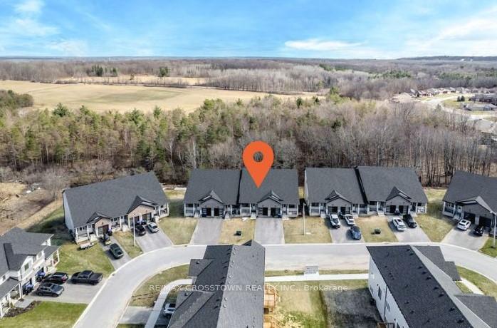 Photo 2 of 30 Lahey Crescent, Penetanguishene — HOMEH