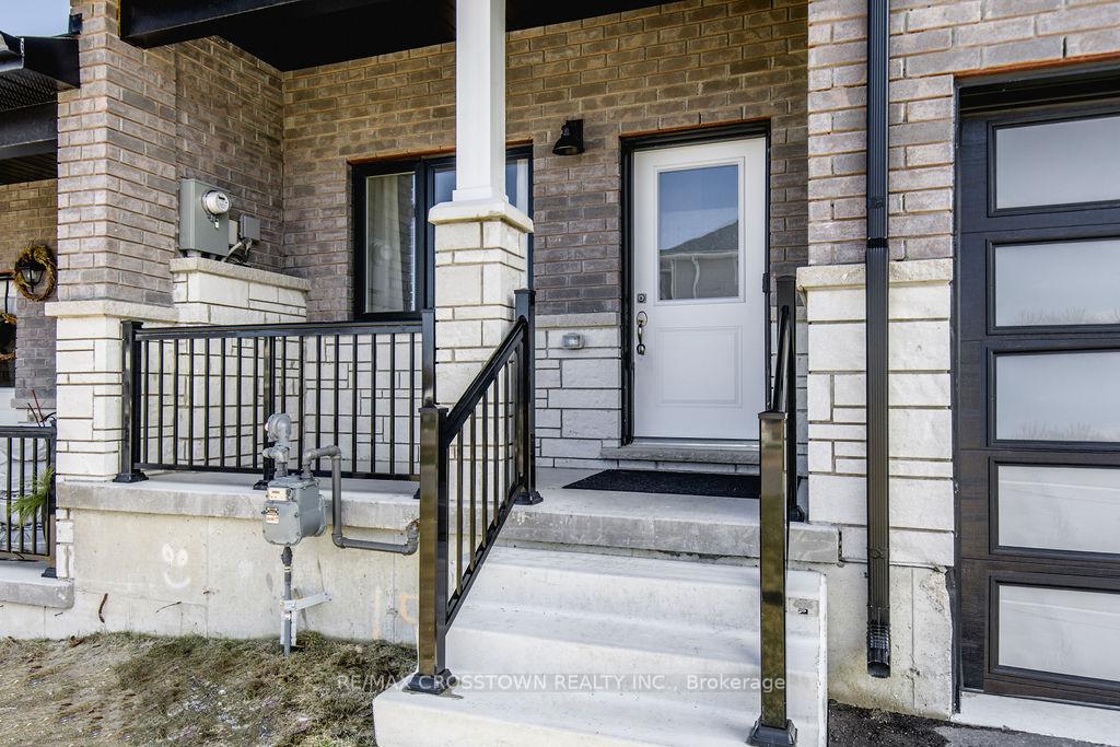 Photo 5 of 30 Lahey Crescent, Penetanguishene — HOMEH