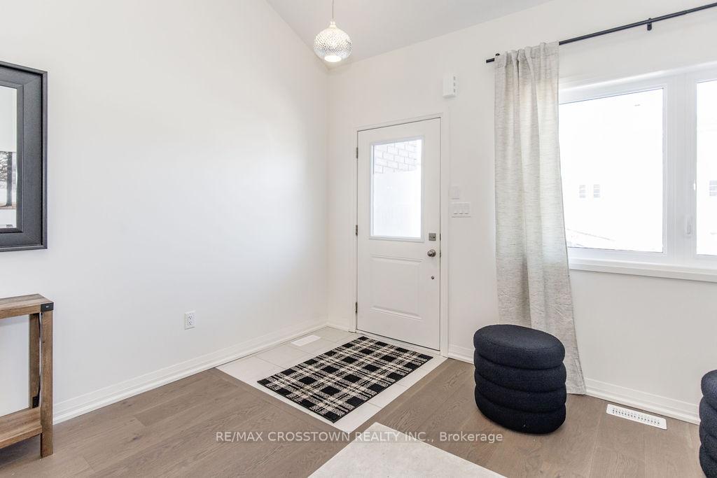Photo 3 of 30 Lahey Crescent, Penetanguishene — HOMEH