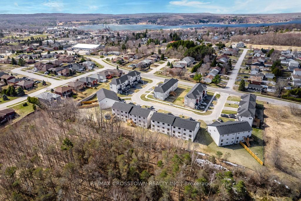 Photo 49 of 30 Lahey Crescent, Penetanguishene — HOMEH