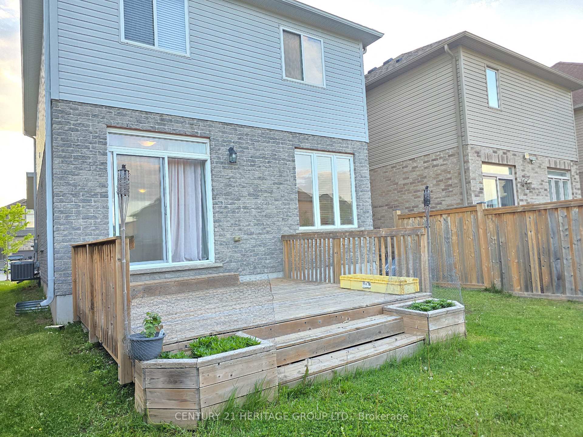 Photo 14 of 18 Spring Creek Street, Kitchener — HOMEH