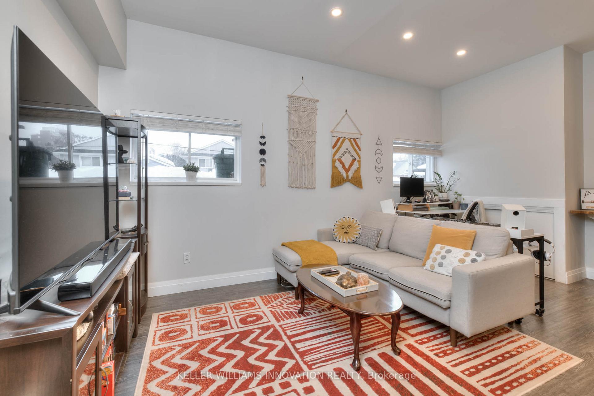 Photo 11 of 62 Perth Road, Kitchener — HOMEH