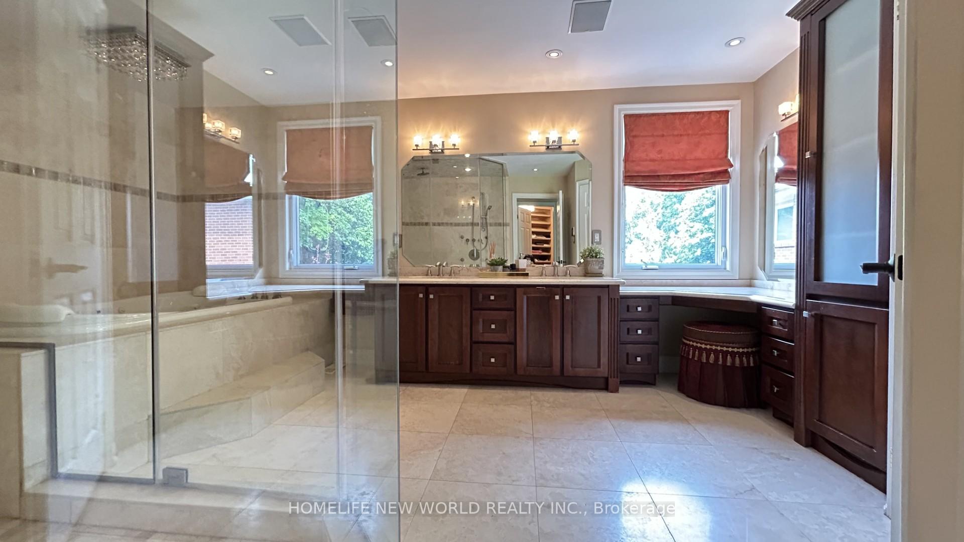 Photo 15 of 43 Lunau Lane, Markham, Aileen-Willowbrook — HOMEH