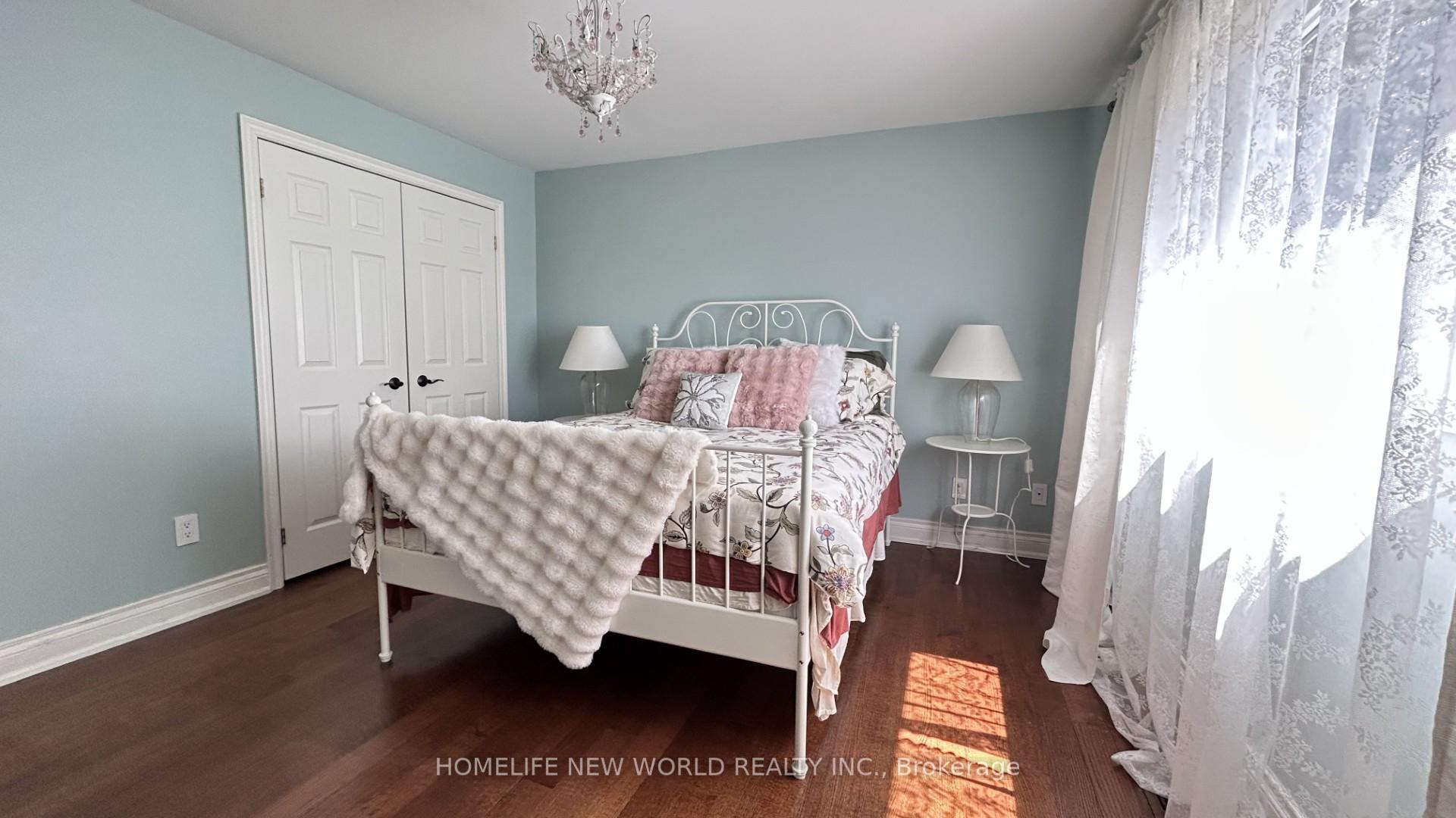 Photo 35 of 43 Lunau Lane, Markham, Aileen-Willowbrook — HOMEH