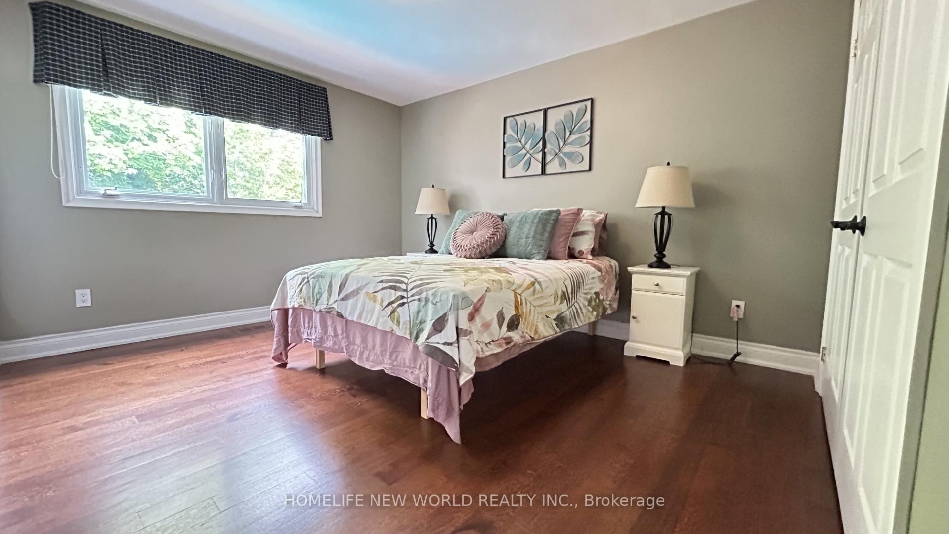 Photo 31 of 43 Lunau Lane, Markham, Aileen-Willowbrook — HOMEH
