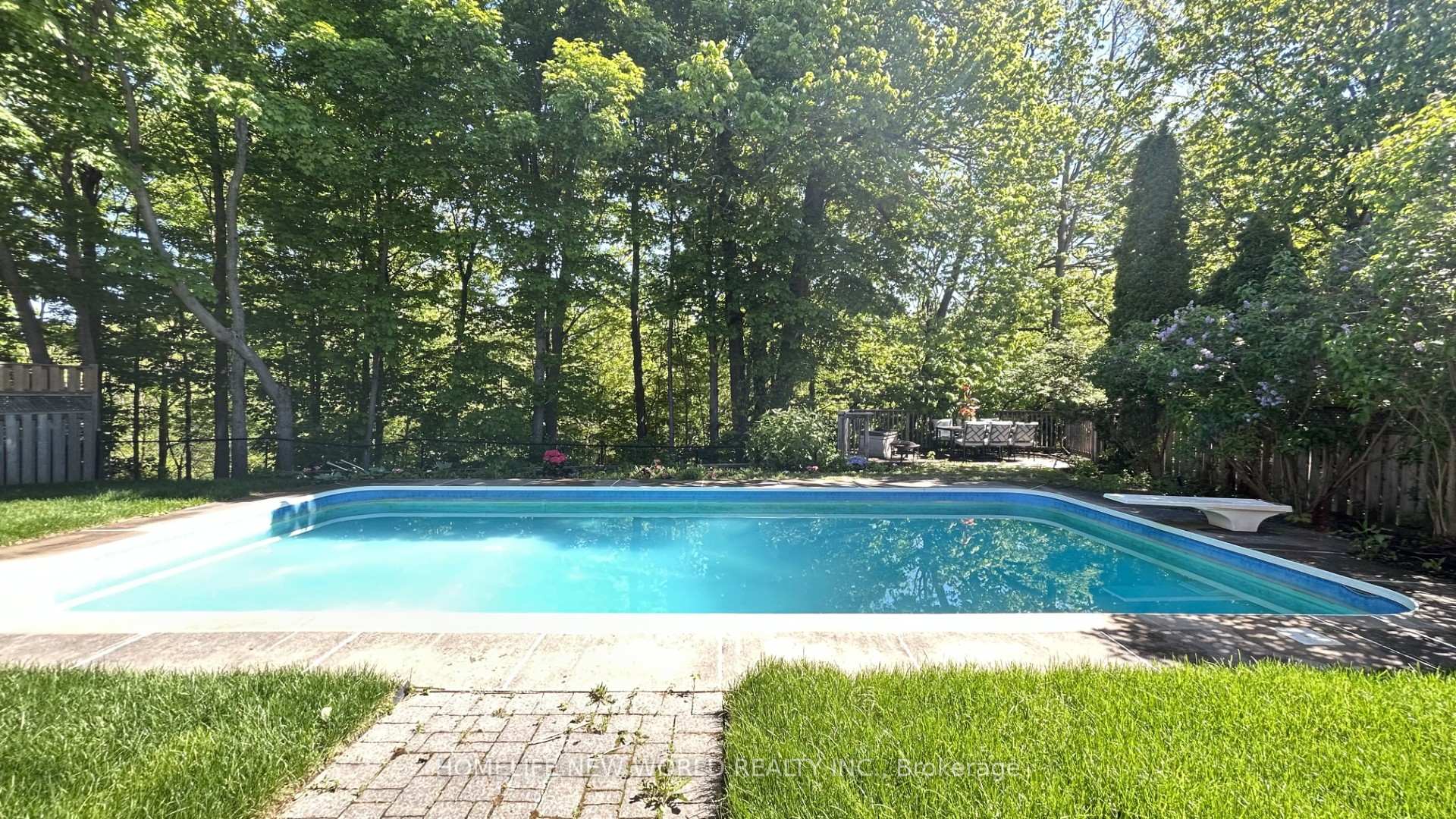 Photo 37 of 43 Lunau Lane, Markham, Aileen-Willowbrook — HOMEH