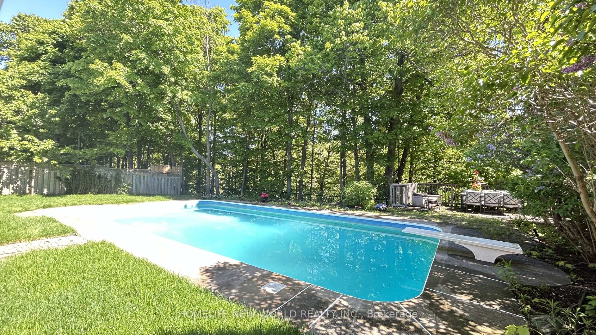 Photo 20 of 43 Lunau Lane, Markham, Aileen-Willowbrook — HOMEH
