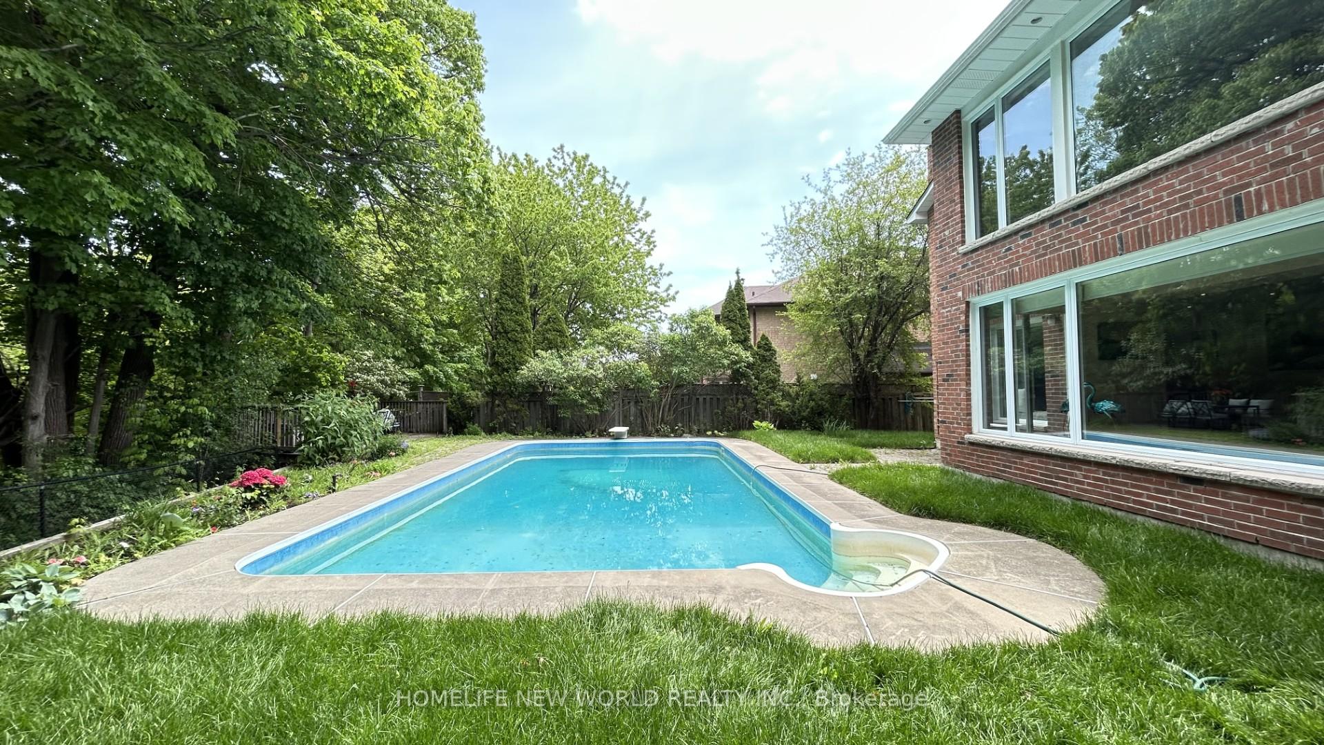 Photo 34 of 43 Lunau Lane, Markham, Aileen-Willowbrook — HOMEH