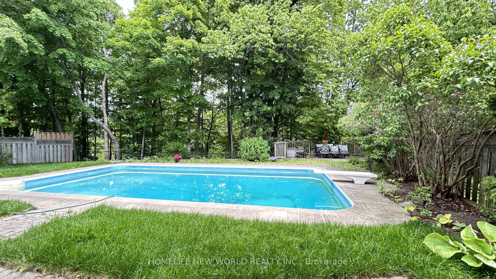 Photo 22 of 43 Lunau Lane, Markham, Aileen-Willowbrook — HOMEH