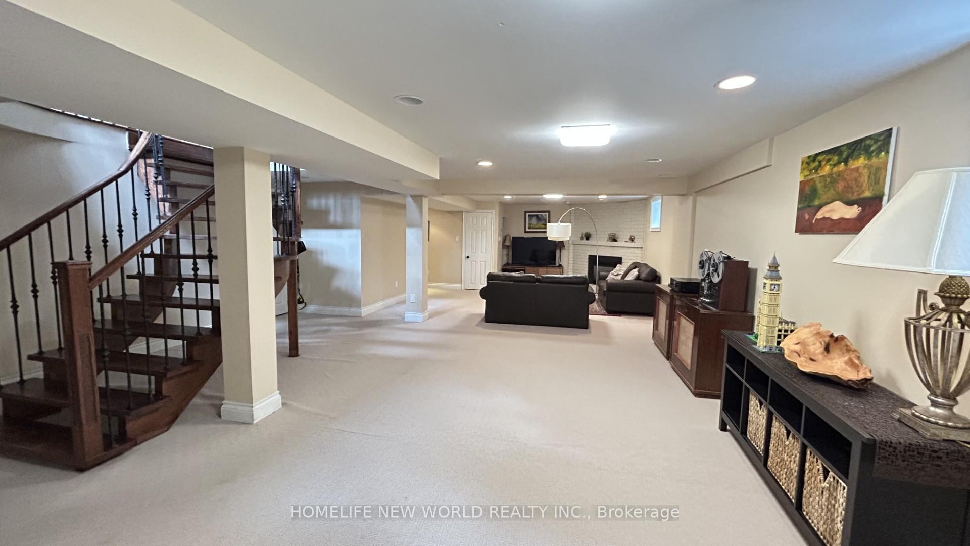 Photo 39 of 43 Lunau Lane, Markham, Aileen-Willowbrook — HOMEH