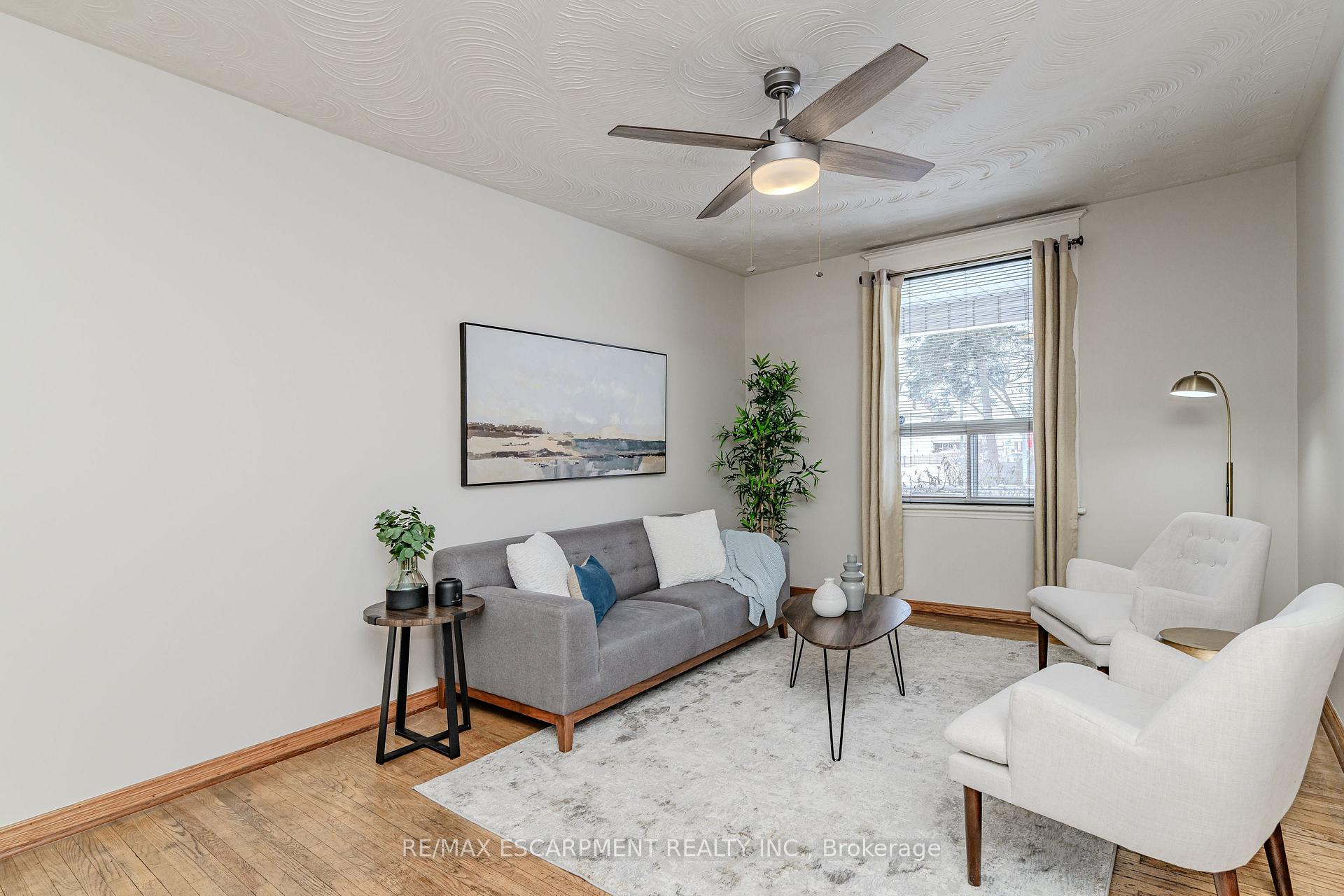 Photo 4 of 89 Belview Avenue, Hamilton, Crown Point — HOMEH