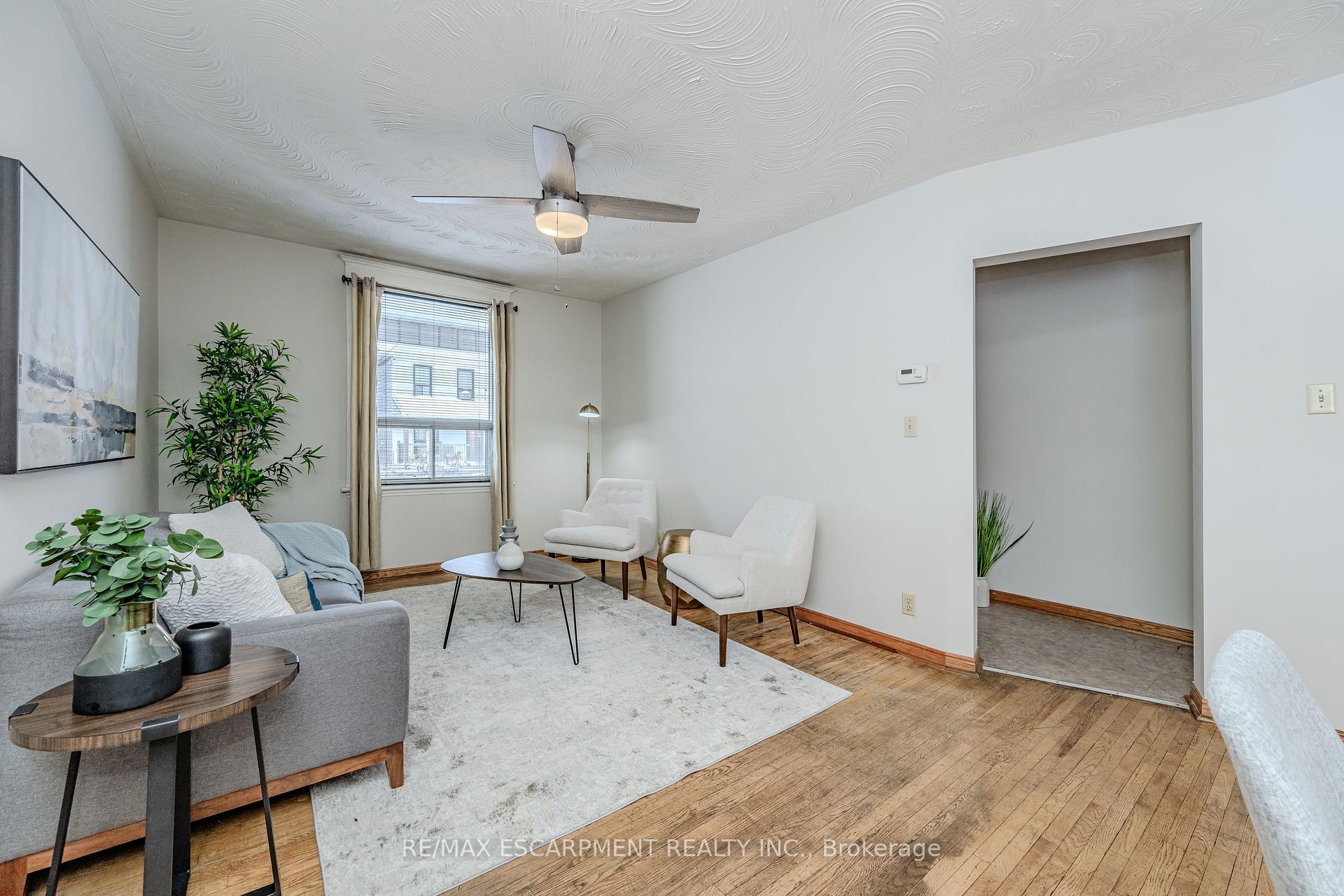 Photo 13 of 89 Belview Avenue, Hamilton, Crown Point — HOMEH