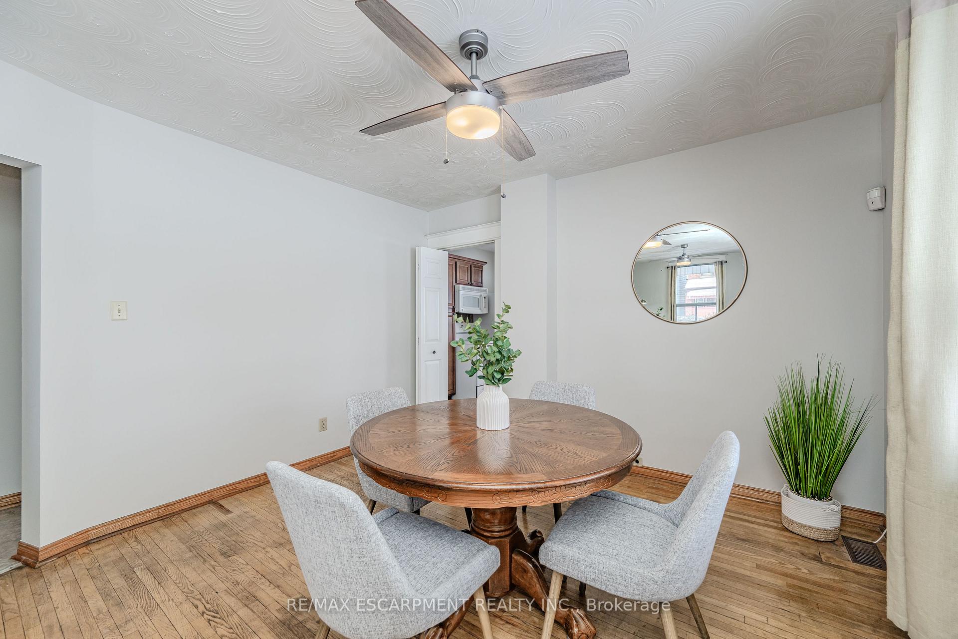 Photo 10 of 89 Belview Avenue, Hamilton, Crown Point — HOMEH