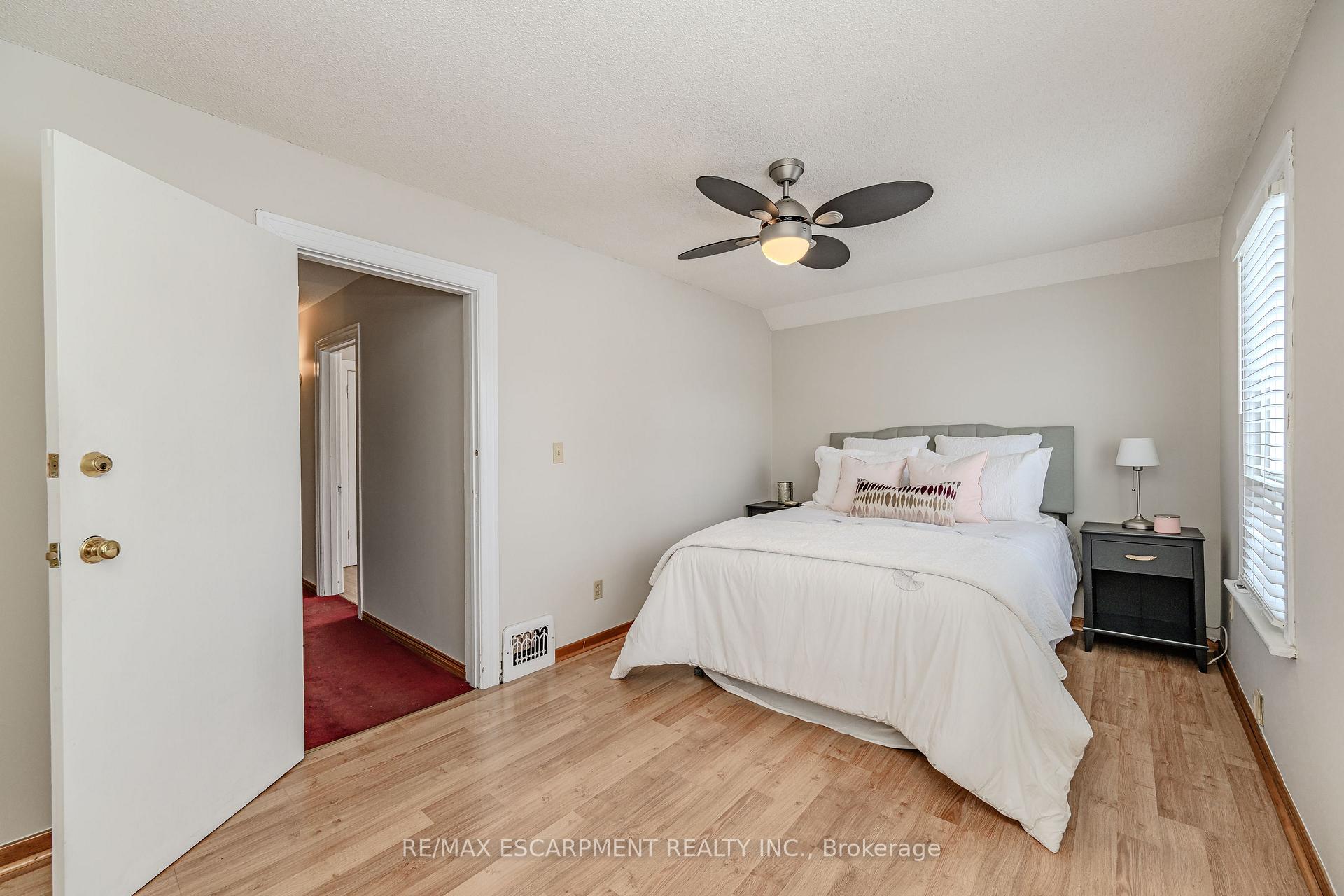Photo 18 of 89 Belview Avenue, Hamilton, Crown Point — HOMEH