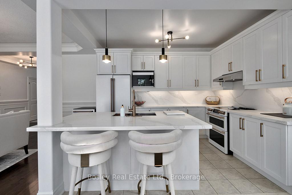 Photo 8 of 53 Hughes Street E, Collingwood — HOMEH