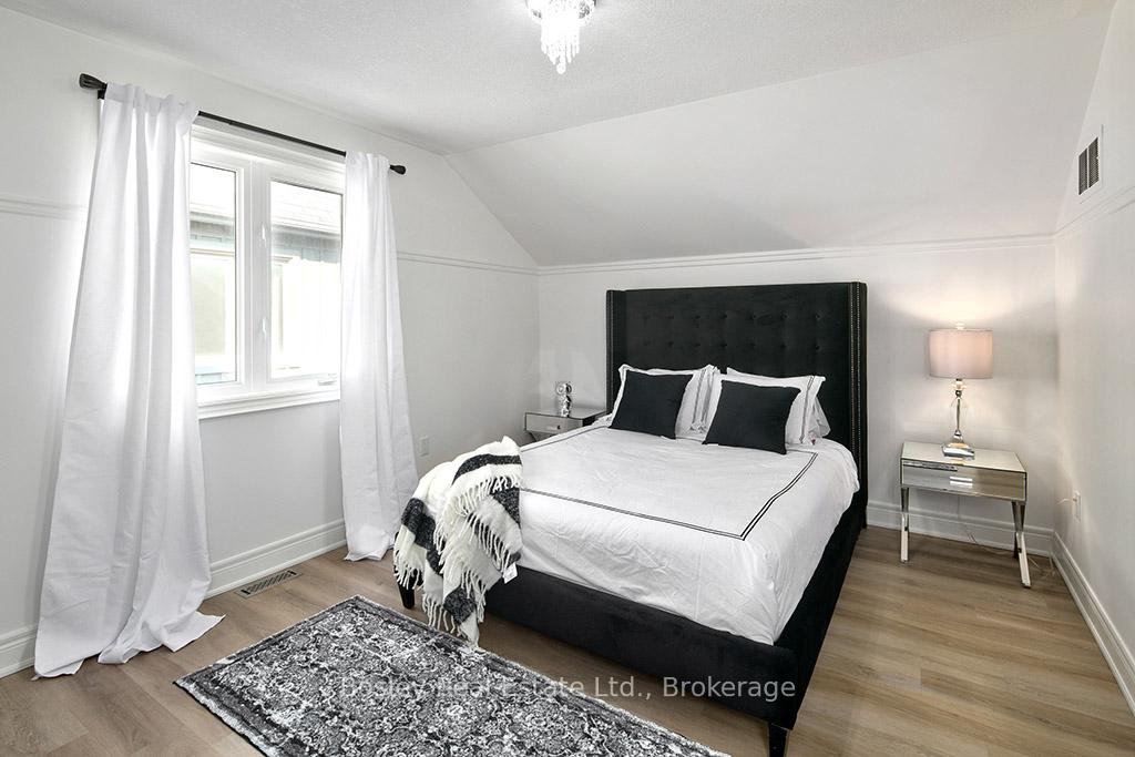 Photo 36 of 53 Hughes Street E, Collingwood — HOMEH