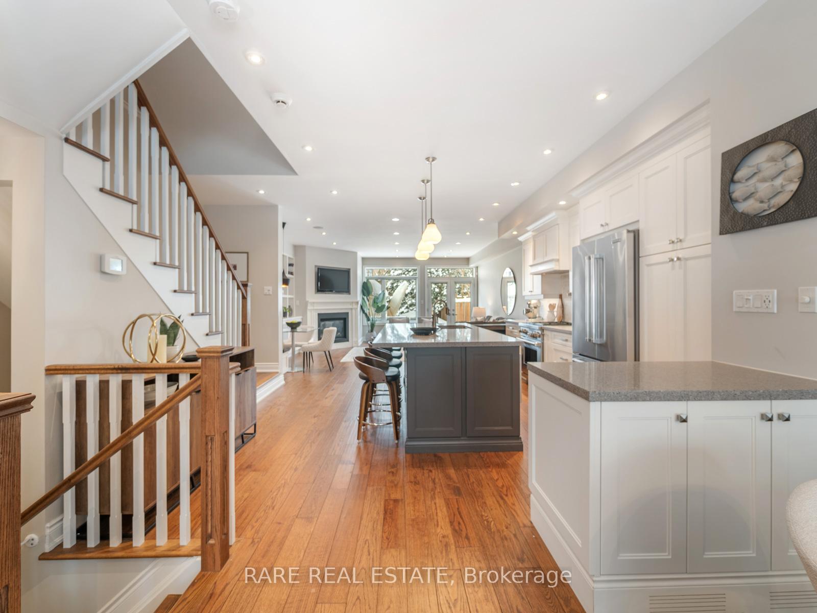 Photo 3 of 24 Le May Road, Toronto, Mount Pleasant East — HOMEH