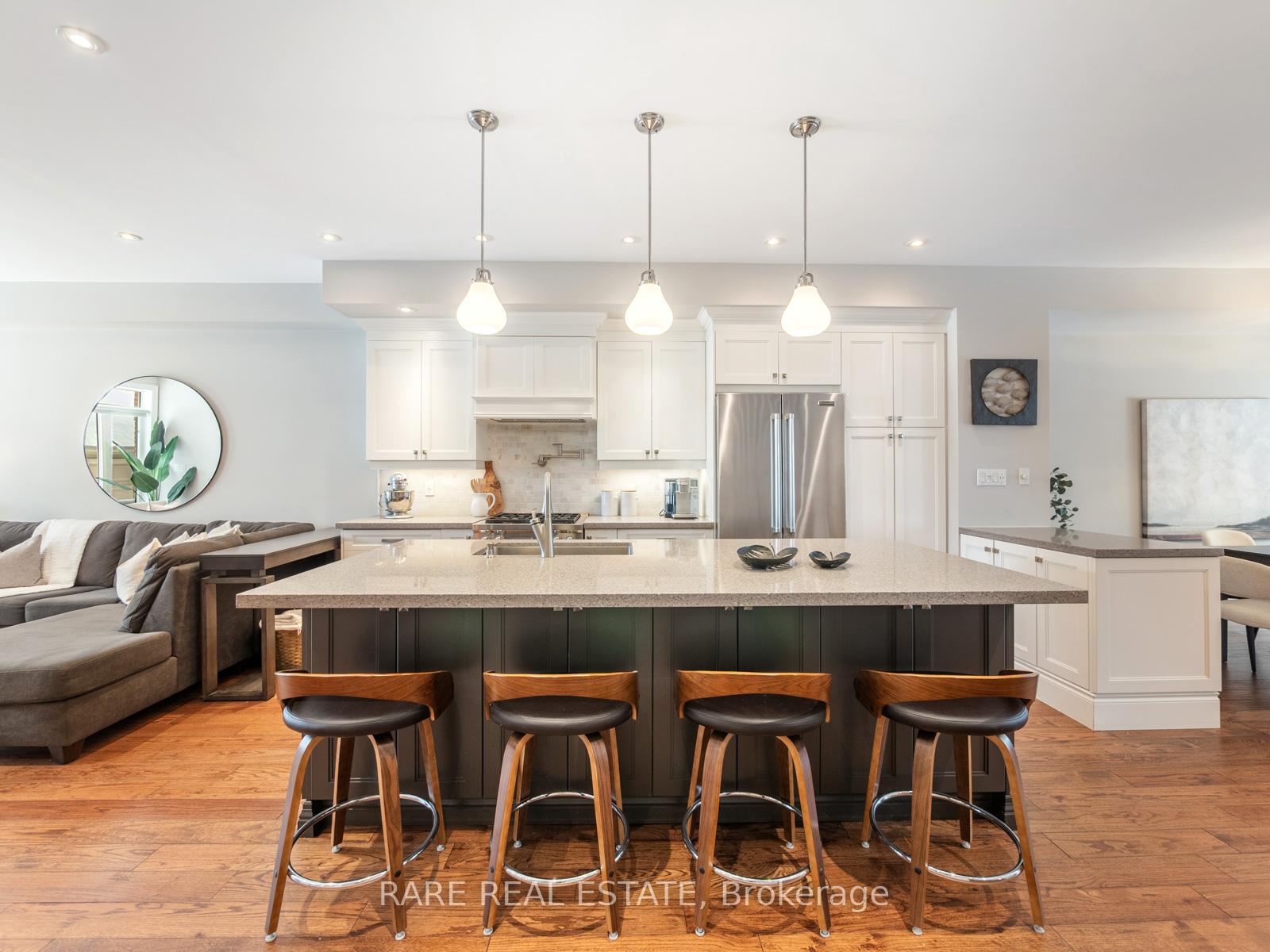 Photo 17 of 24 Le May Road, Toronto, Mount Pleasant East — HOMEH