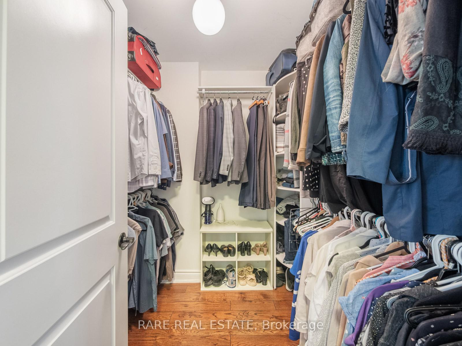 Photo 16 of 24 Le May Road, Toronto, Mount Pleasant East — HOMEH