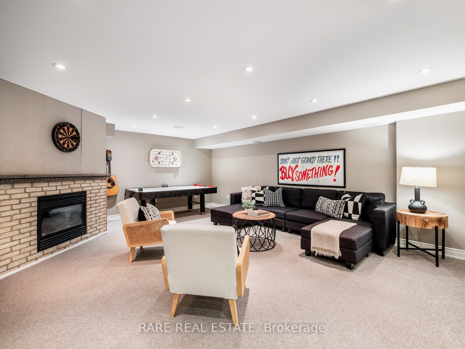Photo 20 of 24 Le May Road, Toronto, Mount Pleasant East — HOMEH