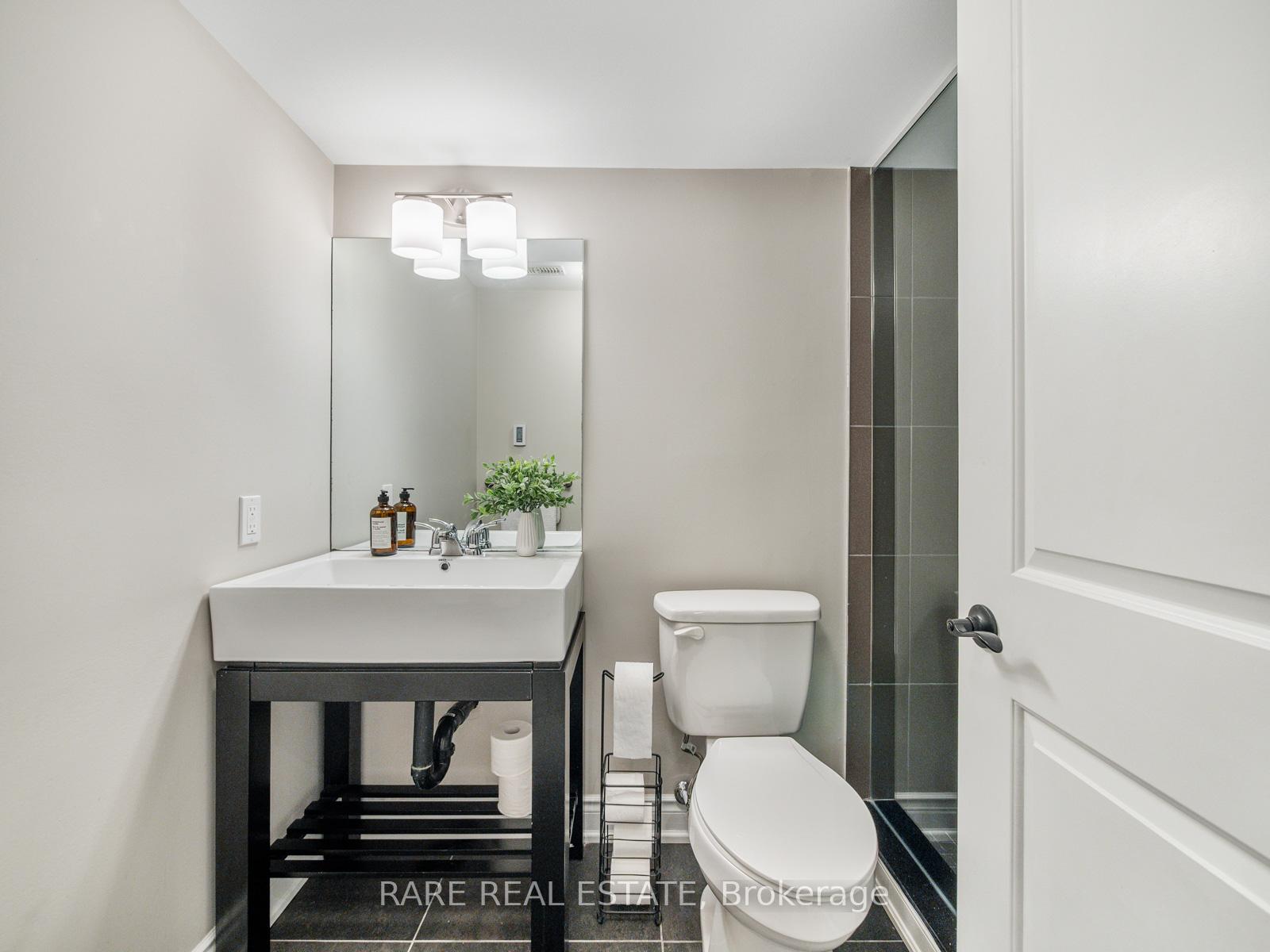 Photo 21 of 24 Le May Road, Toronto, Mount Pleasant East — HOMEH