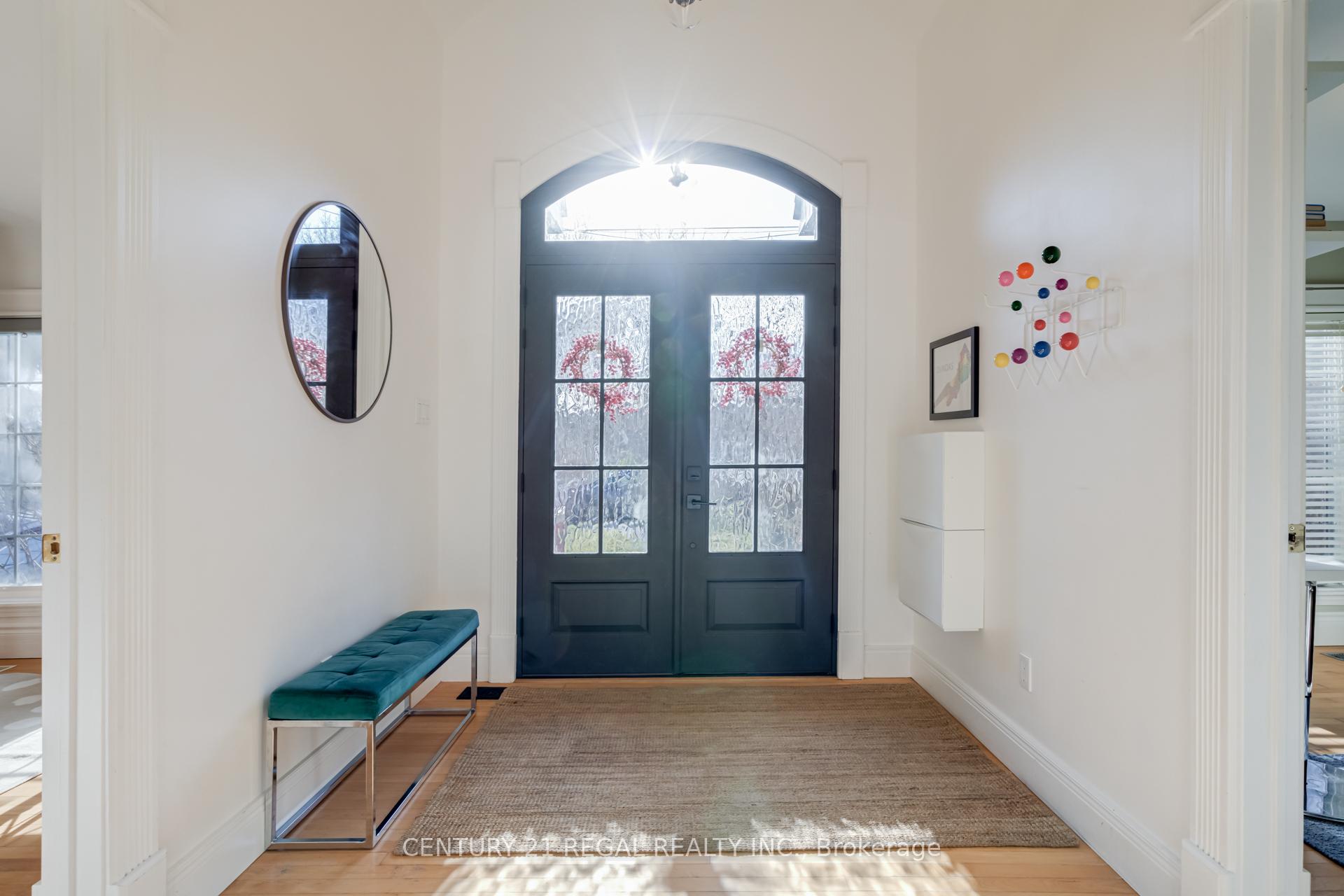 Photo 5 of 115 Sydenham Street, Hamilton, Dundas — HOMEH