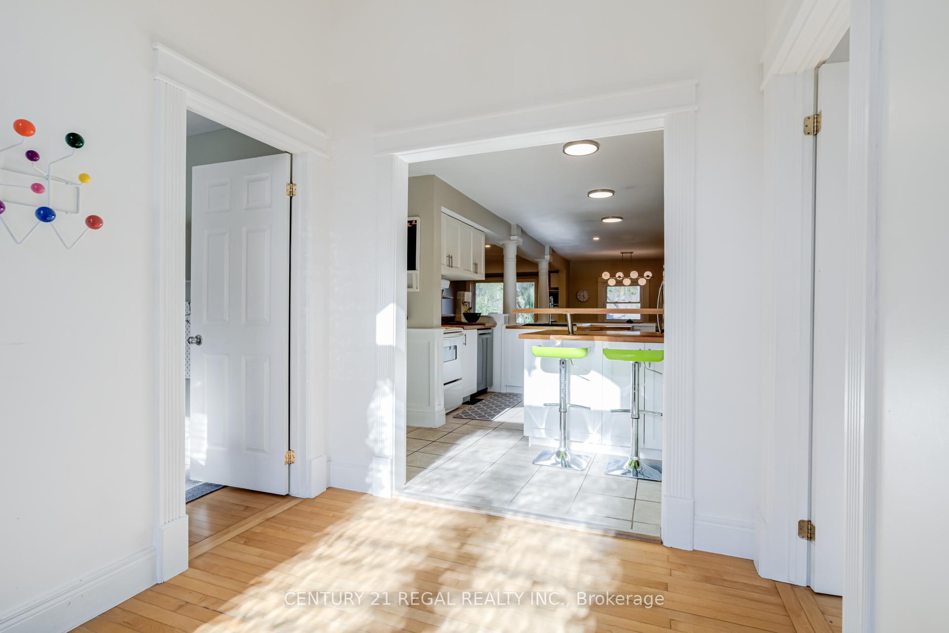 Photo 6 of 115 Sydenham Street, Hamilton, Dundas — HOMEH