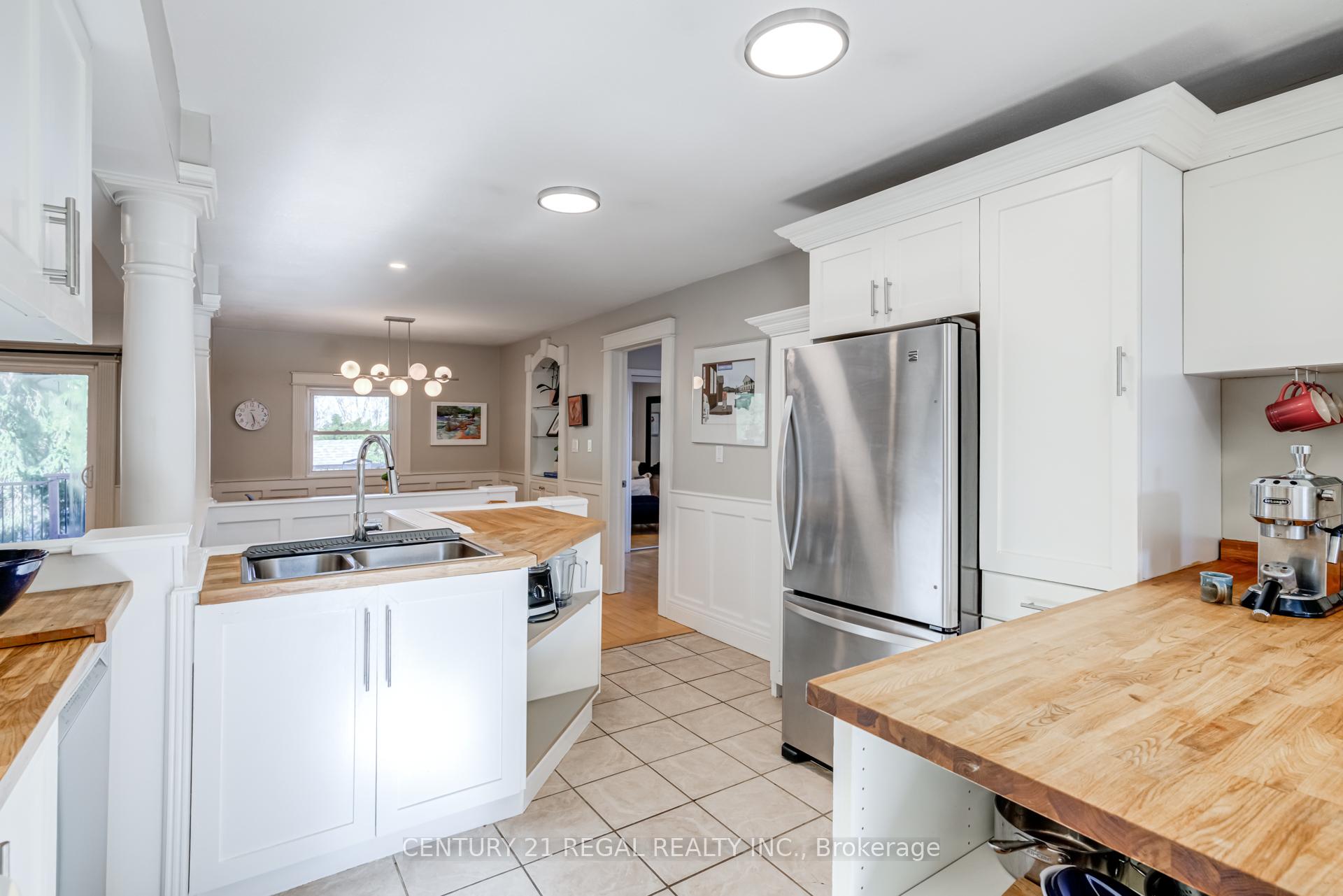 Photo 20 of 115 Sydenham Street, Hamilton, Dundas — HOMEH