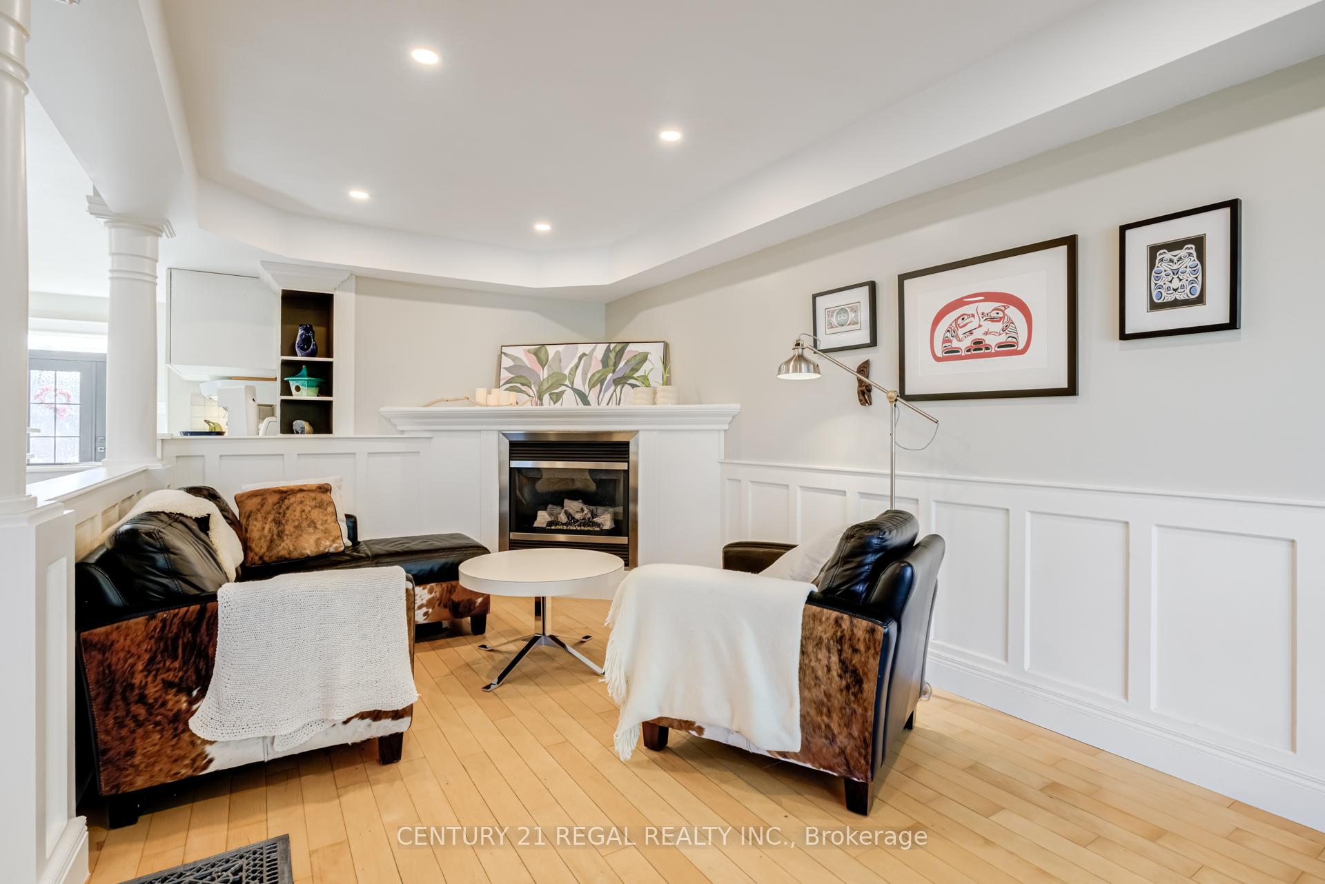 Photo 4 of 115 Sydenham Street, Hamilton, Dundas — HOMEH