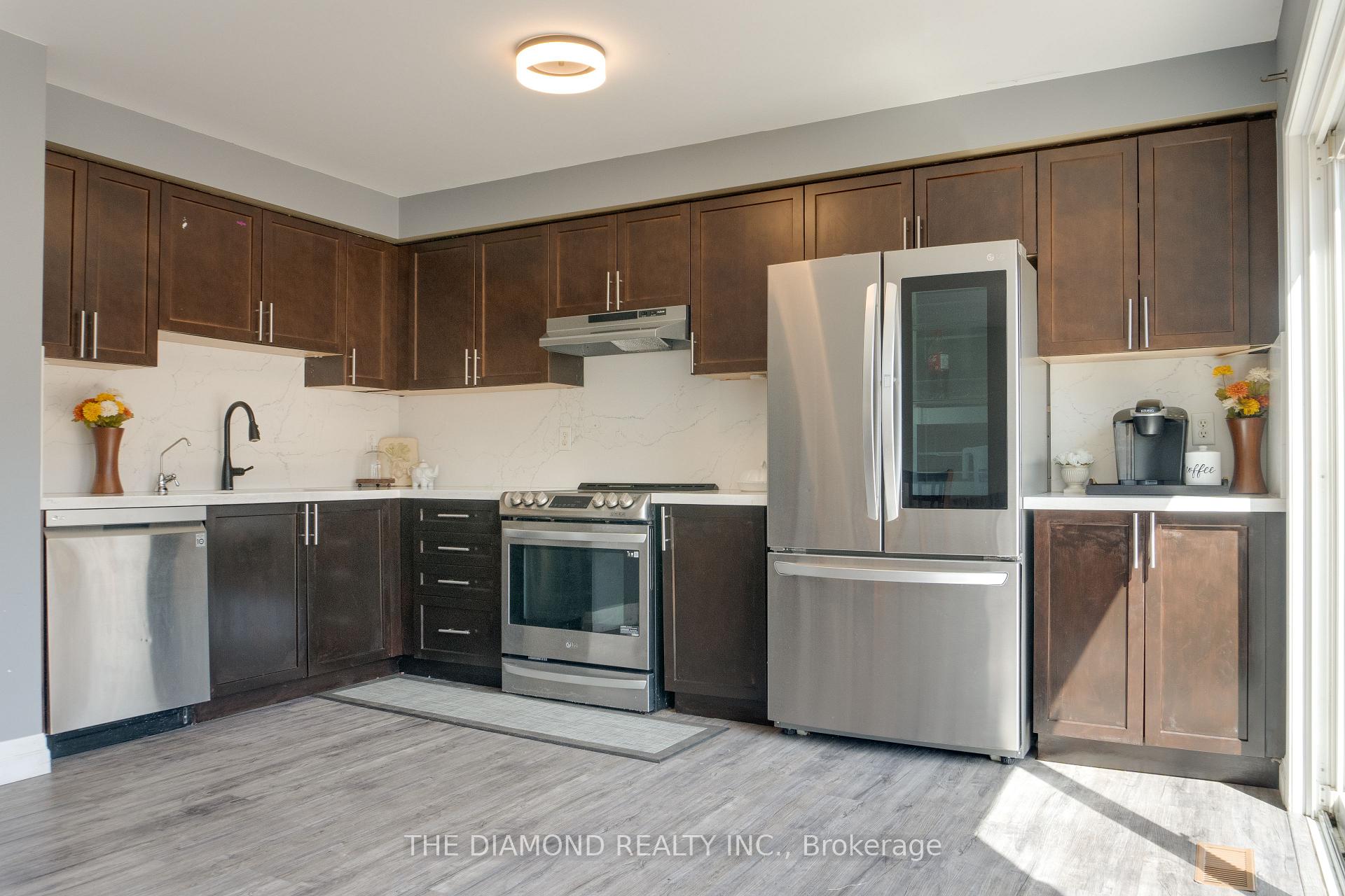 Photo 8 of 82 Blackbird Circle, Cambridge — HOMEH