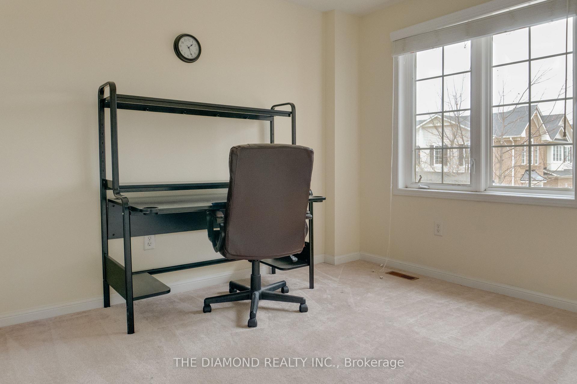 Photo 13 of 82 Blackbird Circle, Cambridge — HOMEH
