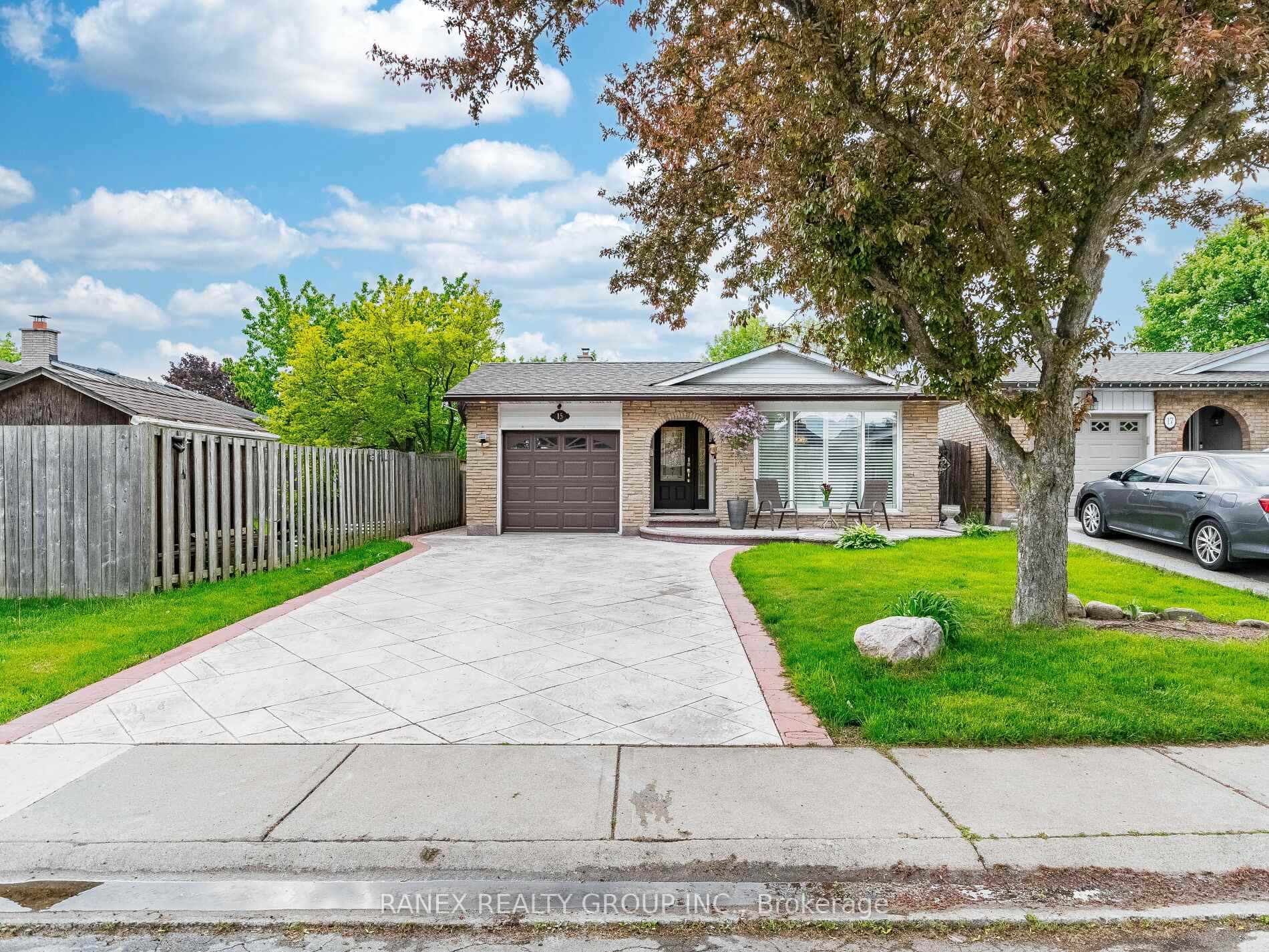 Photo 2 of 15 Fiona Crescent, Hamilton, Gourley — HOMEH