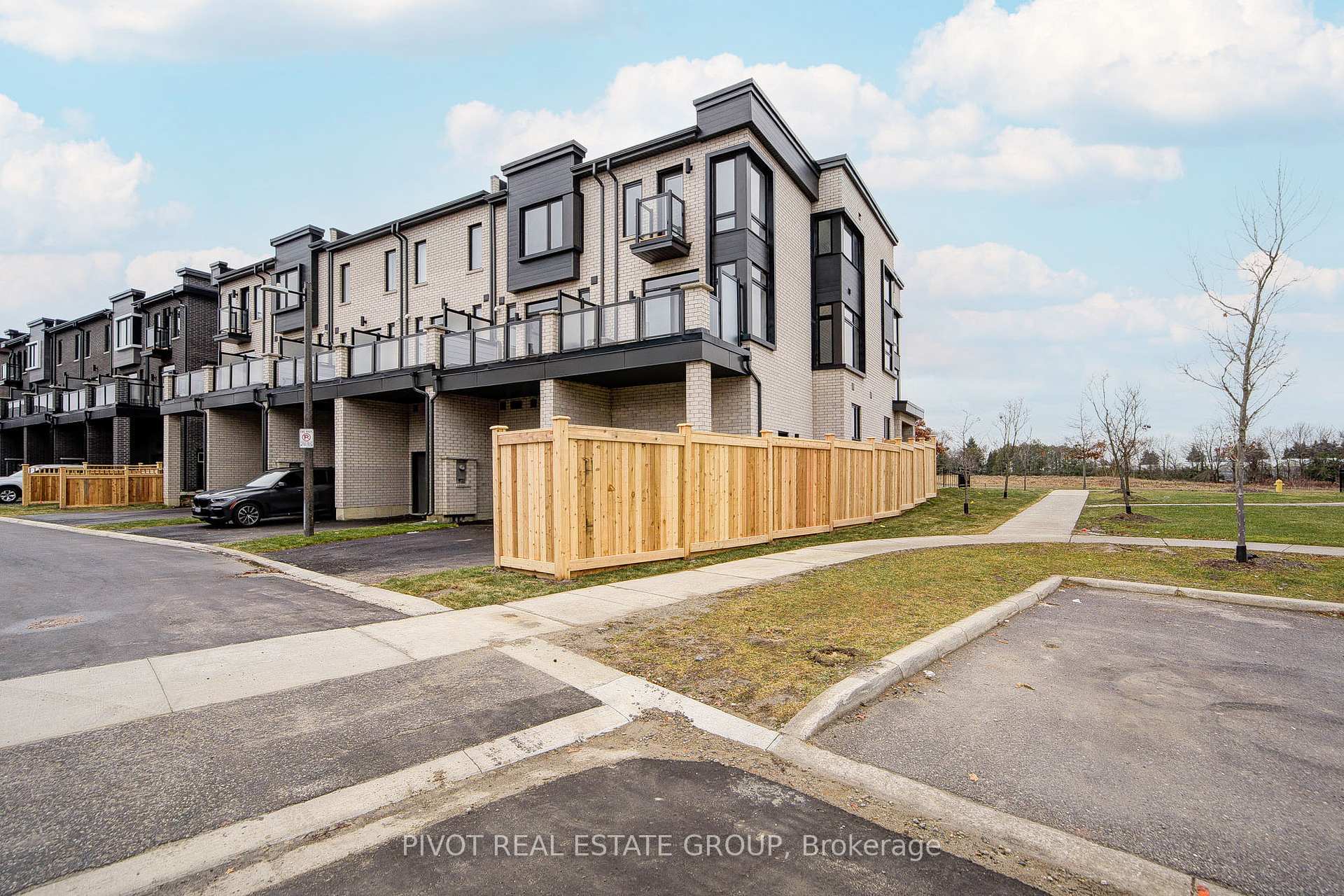 Photo 37 of 1794 Donald Cousens Parkway E, Markham, Cornell — HOMEH