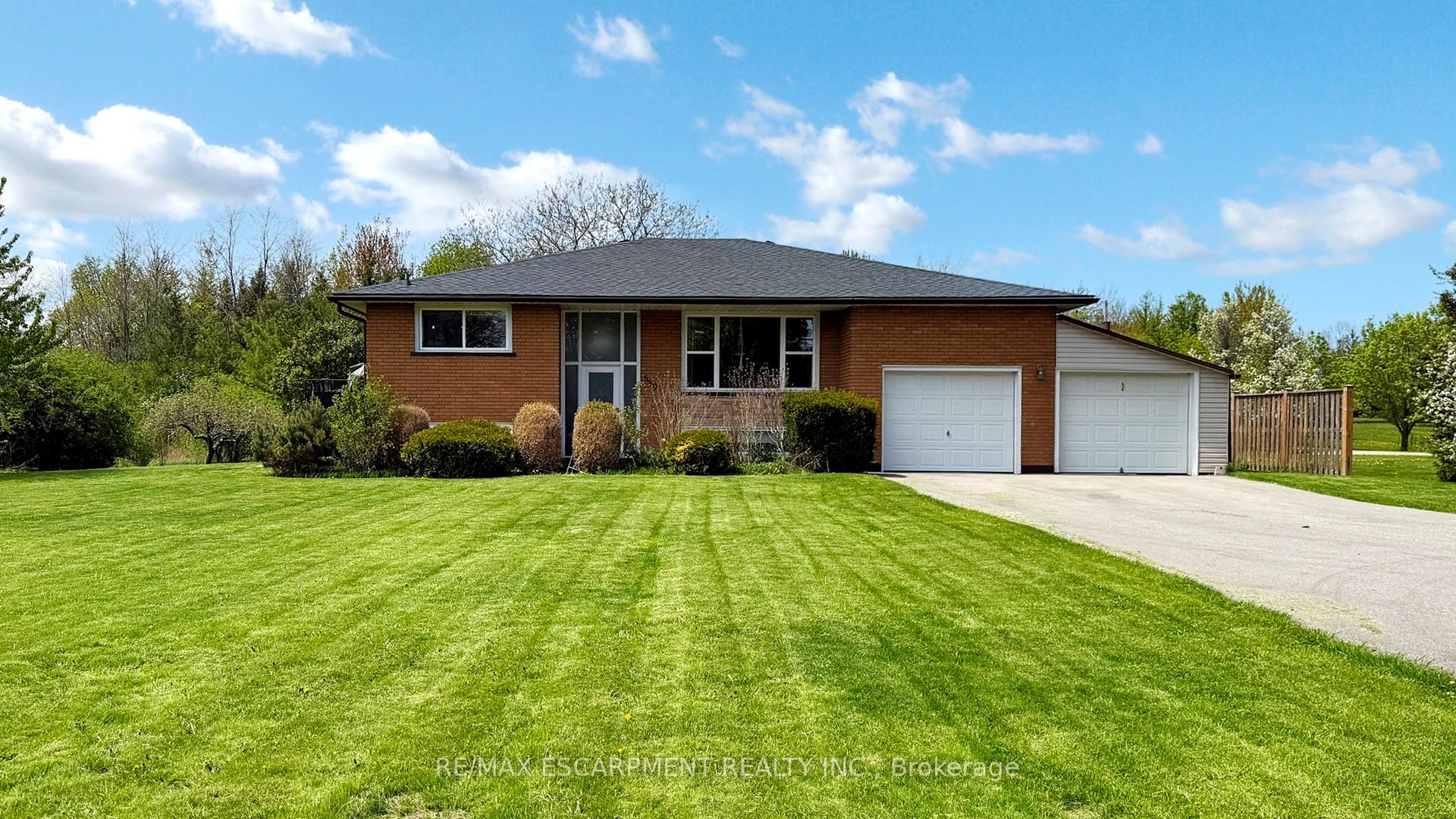 Photo 1 of 630 Trinity Church Road, Hamilton, Rural Glanbrook — HOMEH