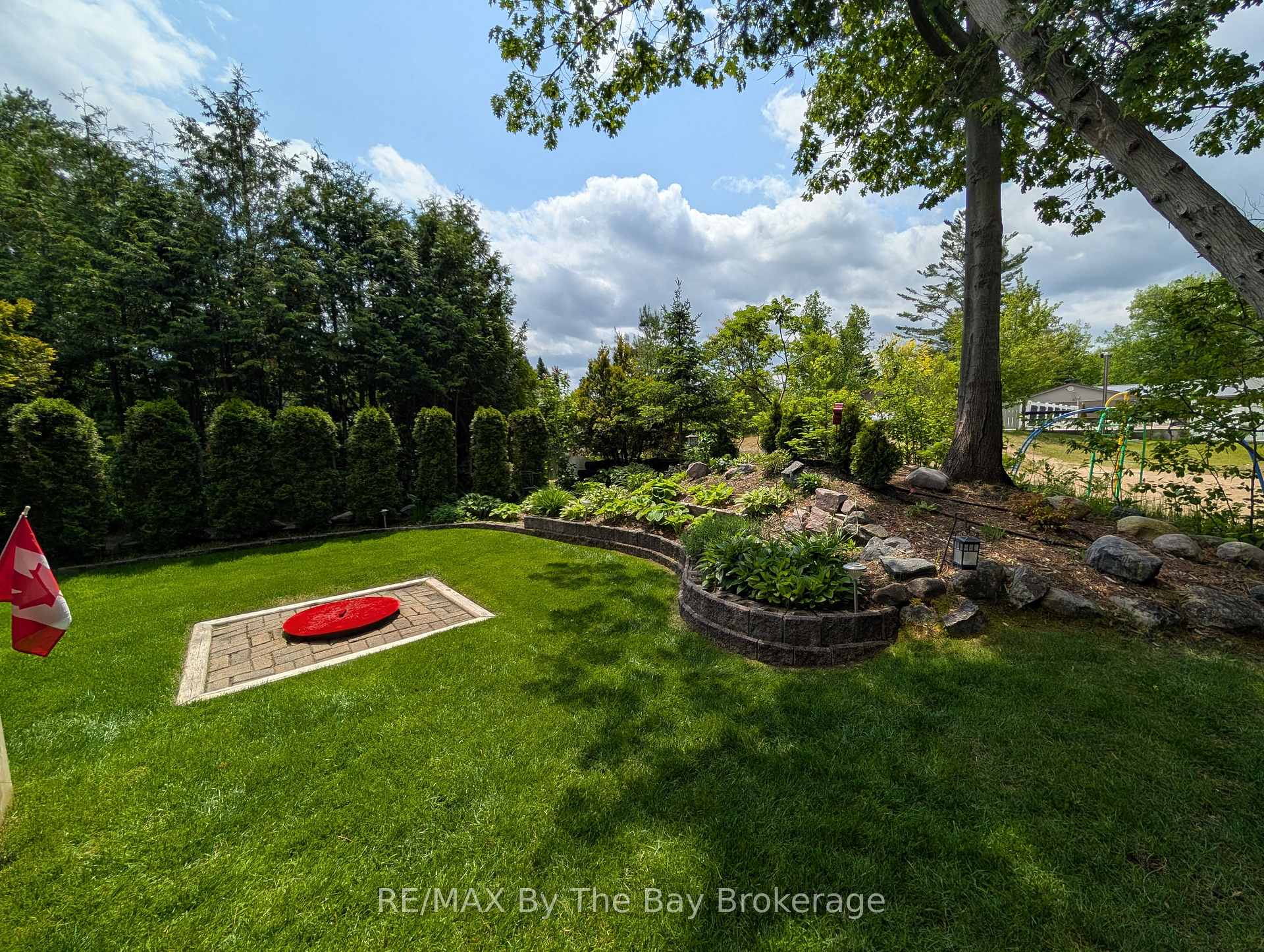 Photo 11 of Unit 179, 85 Theme Park Drive, Wasaga Beach — HOMEH