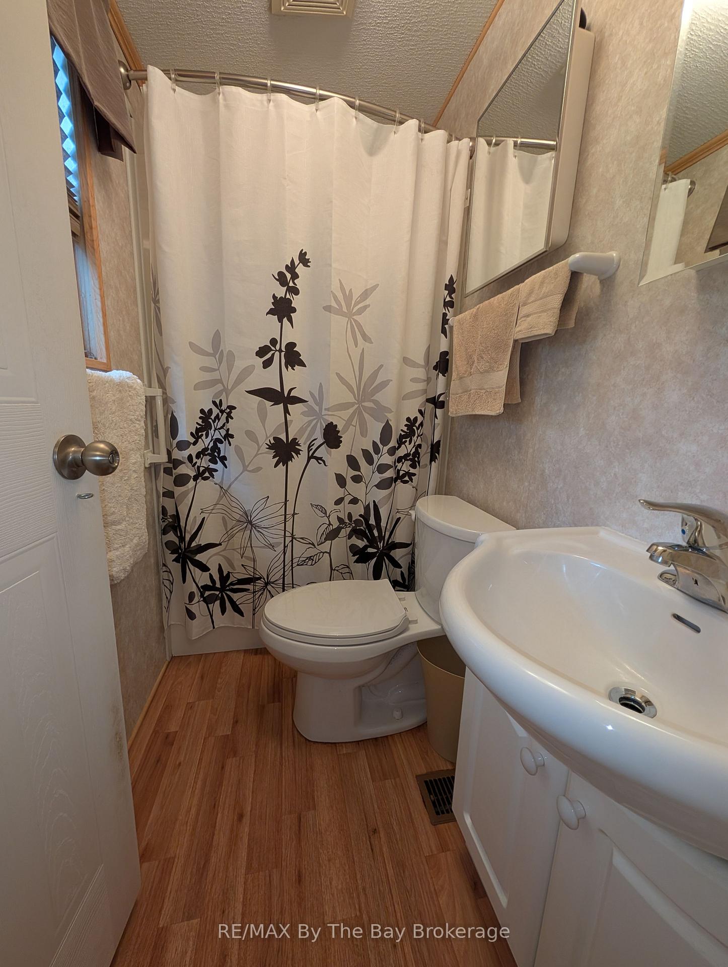 Photo 19 of Unit 179, 85 Theme Park Drive, Wasaga Beach — HOMEH