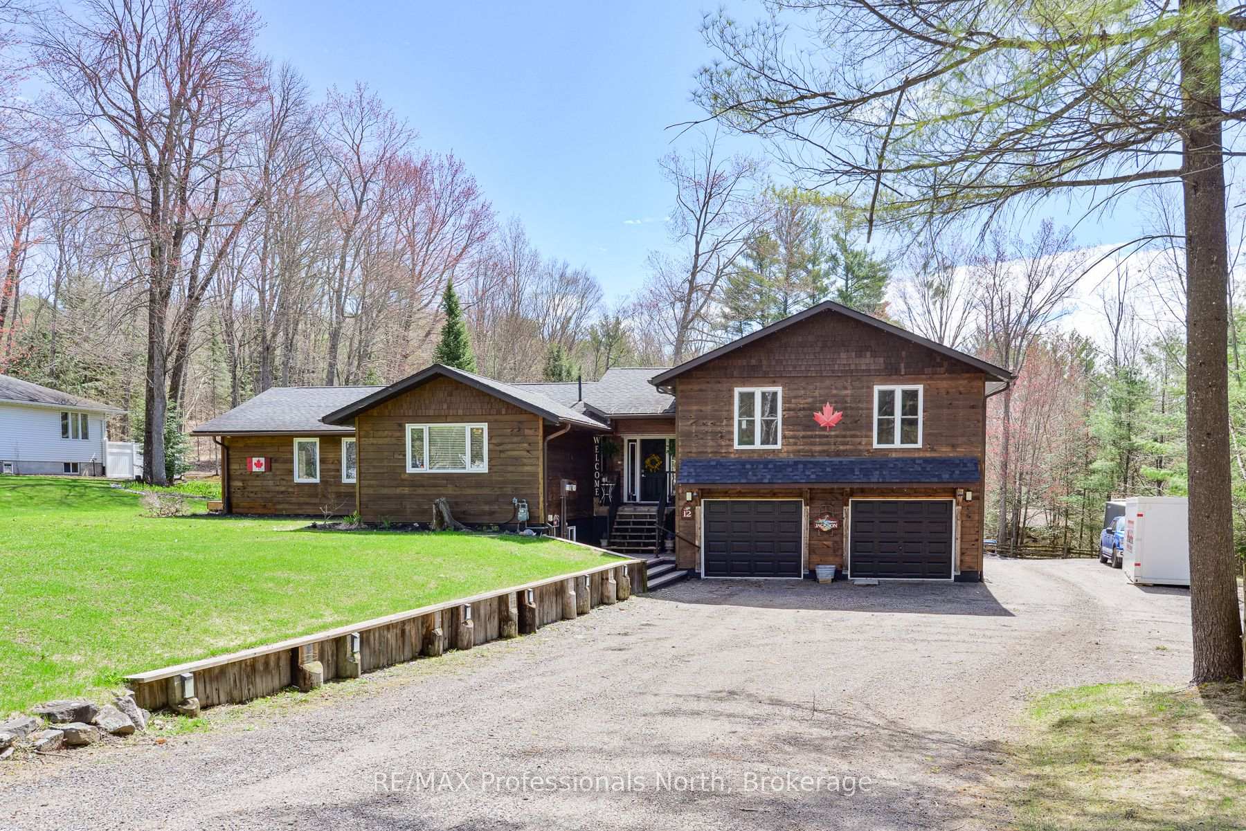 Photo 3 of 12 Kevin Crescent, Bracebridge, Monck (Bracebridge) — HOMEH