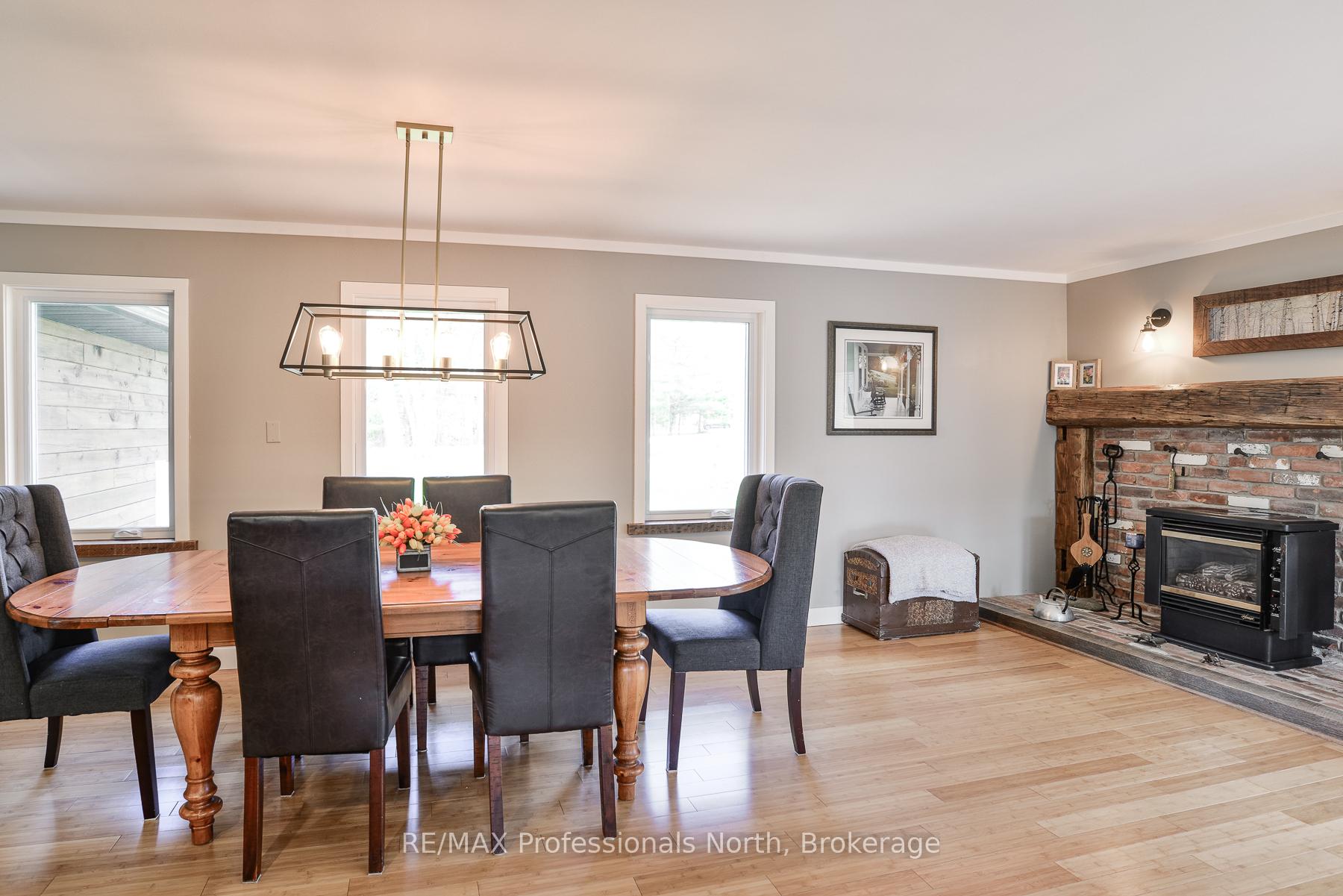 Photo 20 of 12 Kevin Crescent, Bracebridge, Monck (Bracebridge) — HOMEH