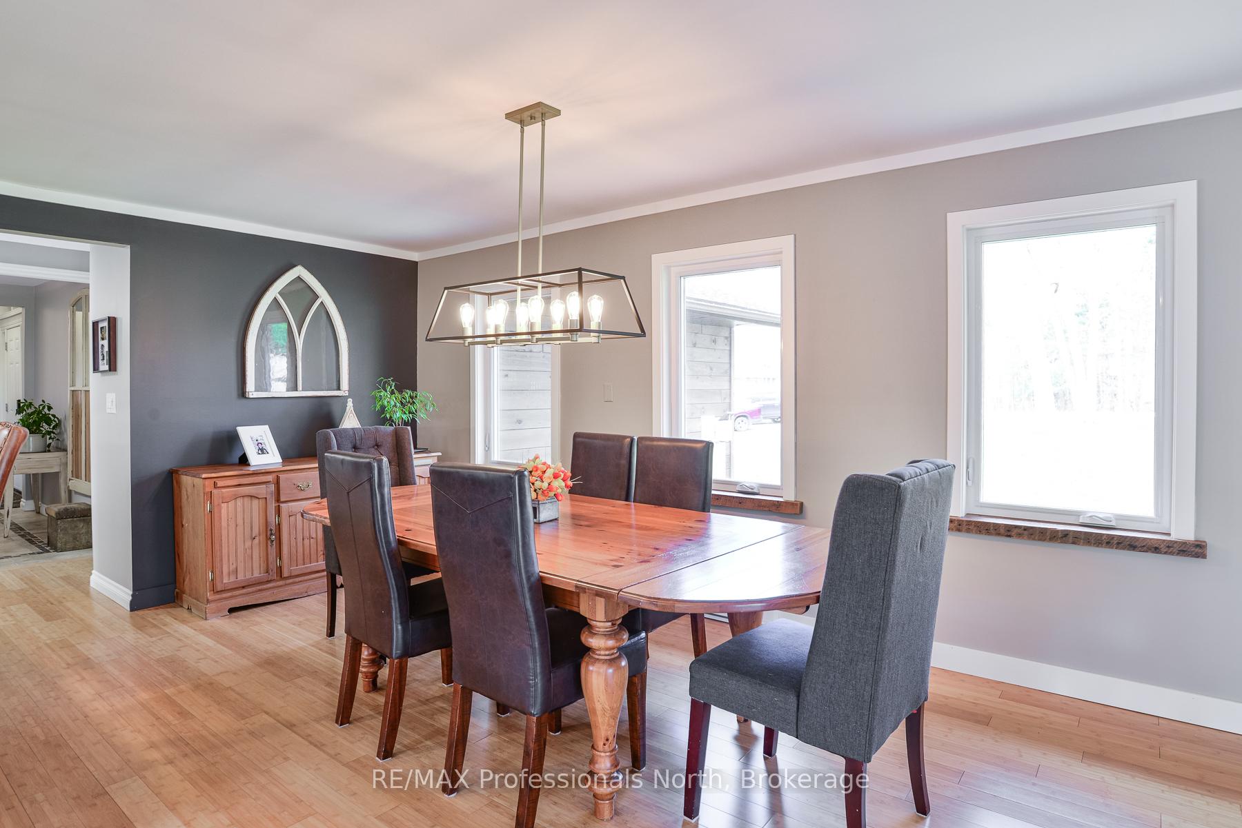 Photo 11 of 12 Kevin Crescent, Bracebridge, Monck (Bracebridge) — HOMEH