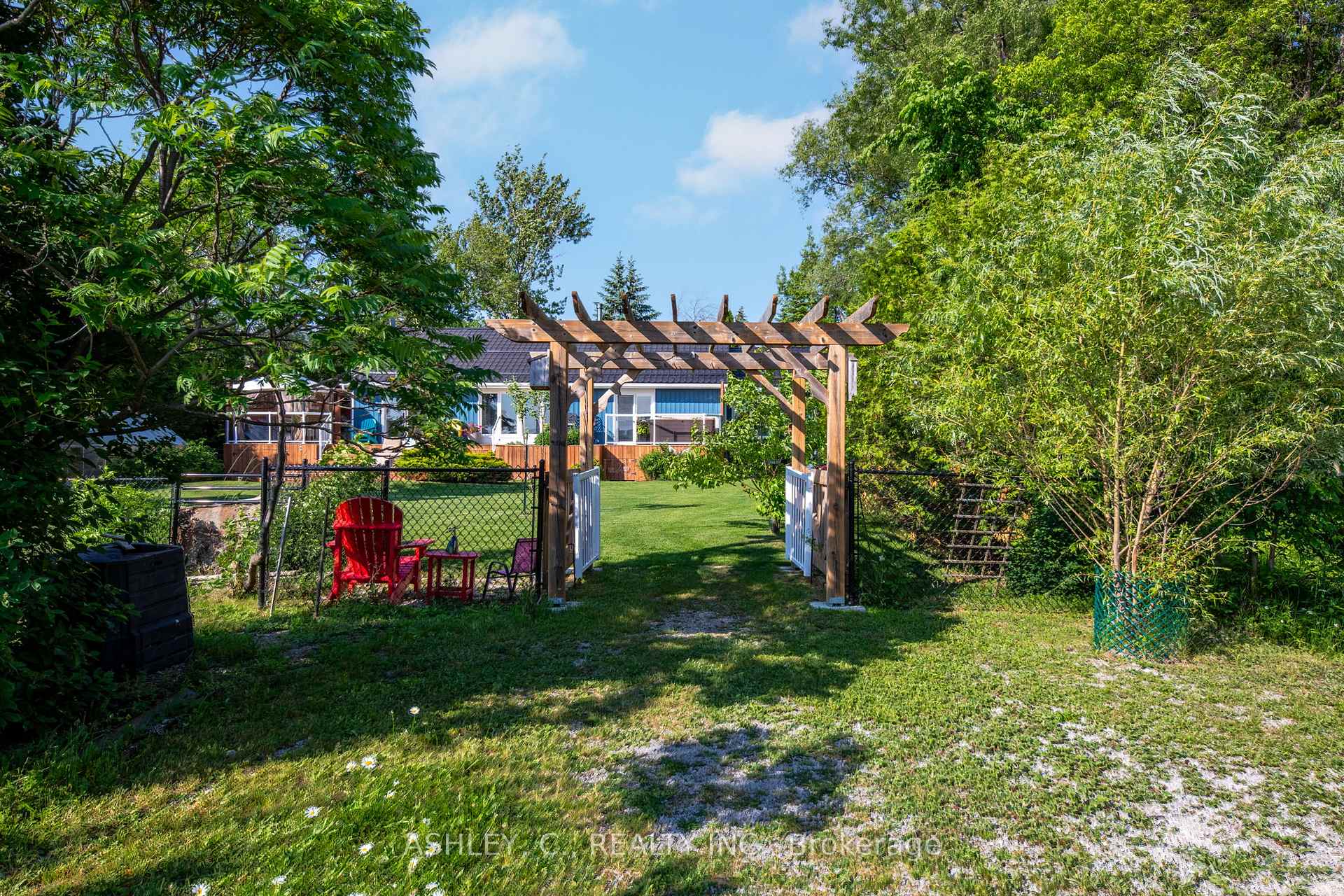 Photo 36 of 130 Duck Bay Road, Tay, Waubaushene — HOMEH