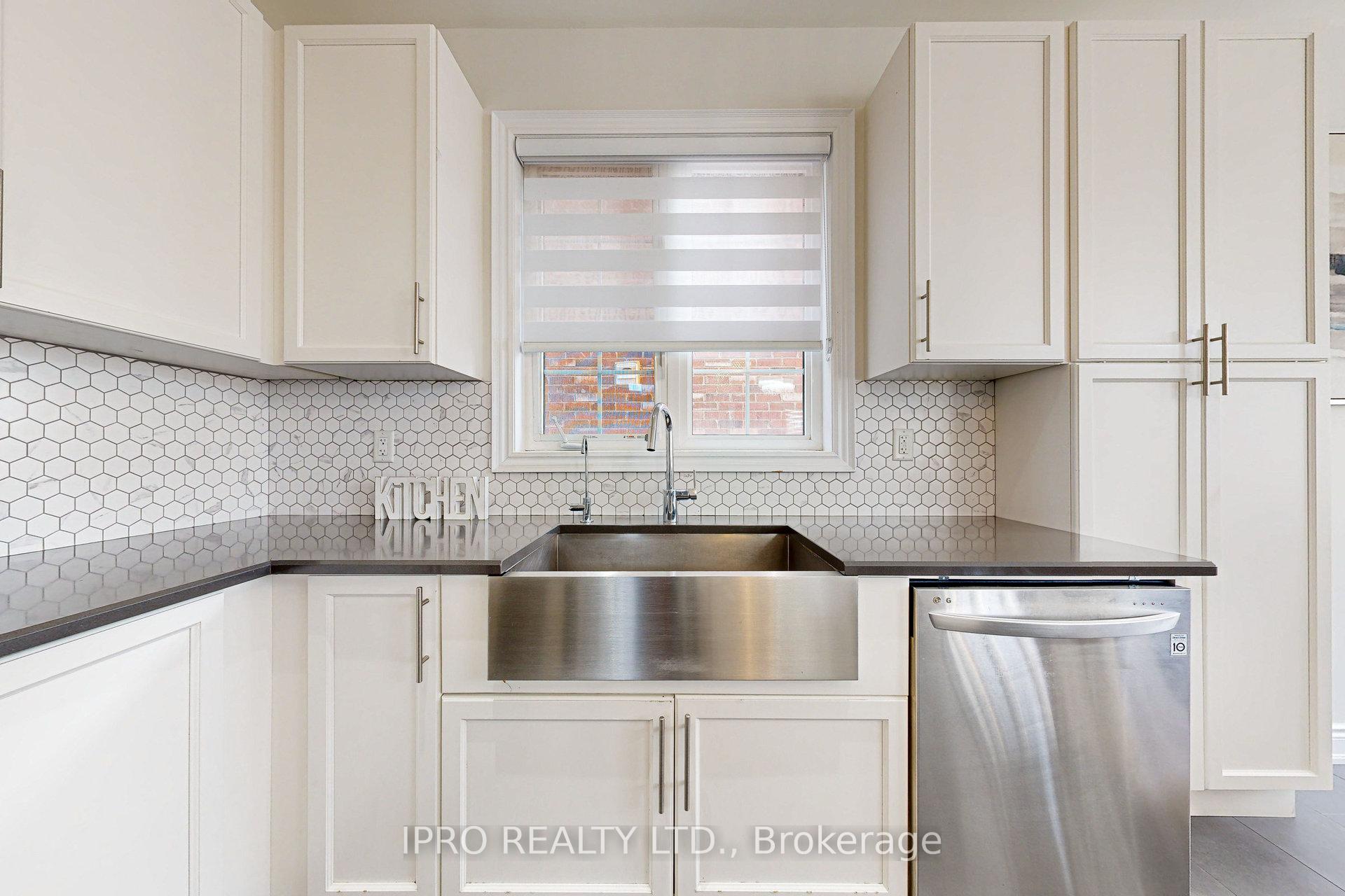 Photo 13 of 4 Brigham Avenue, Hamilton, Binbrook — HOMEH